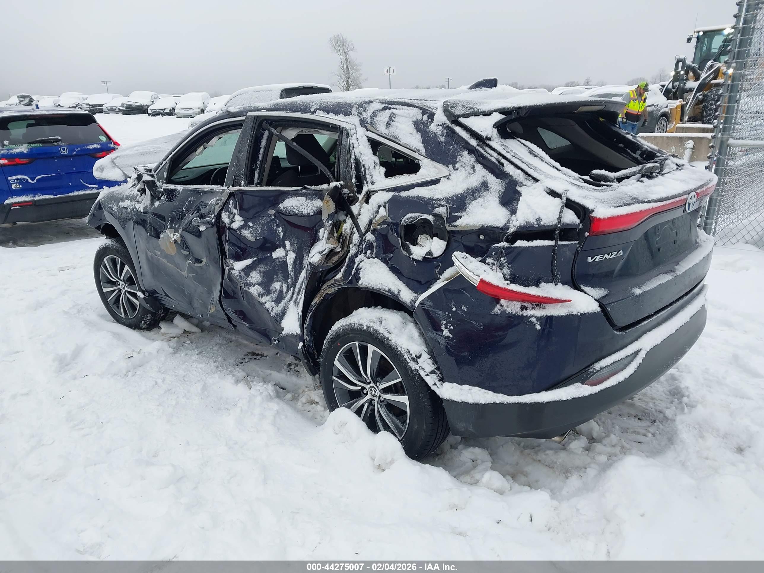 TOYOTA VENZA image 3