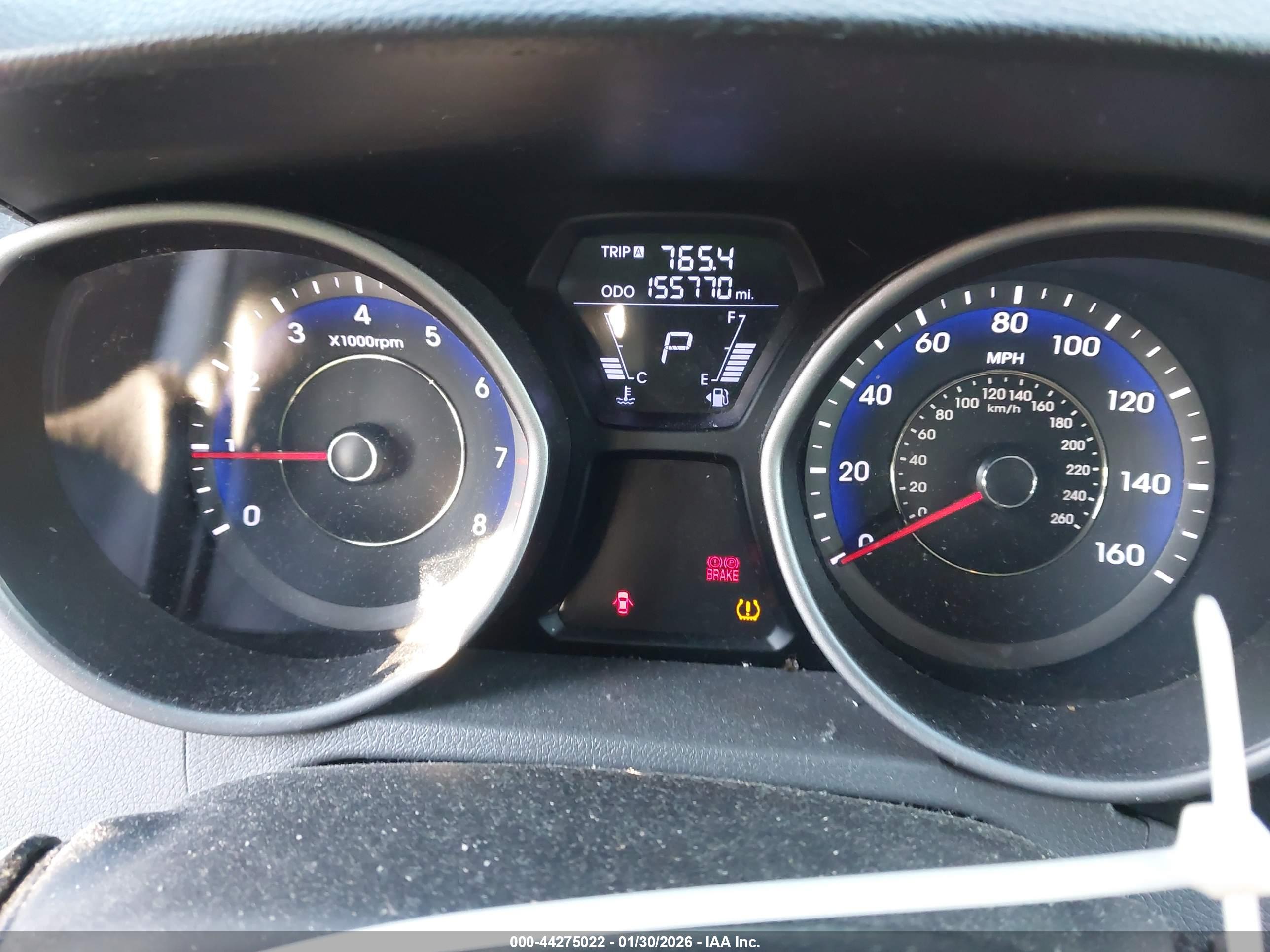 HYUNDAI ELANTRA image 7