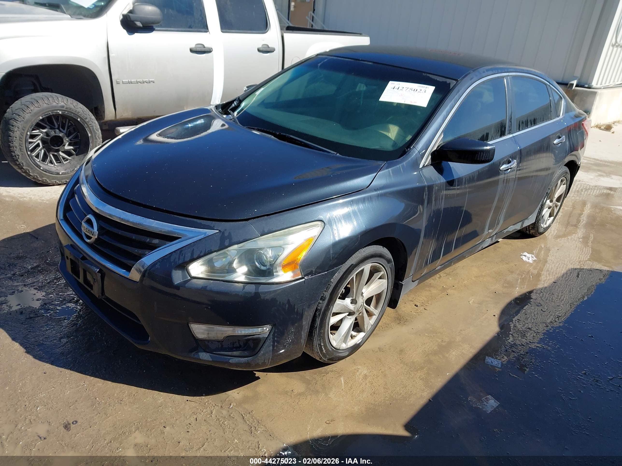 NISSAN ALTIMA image 2
