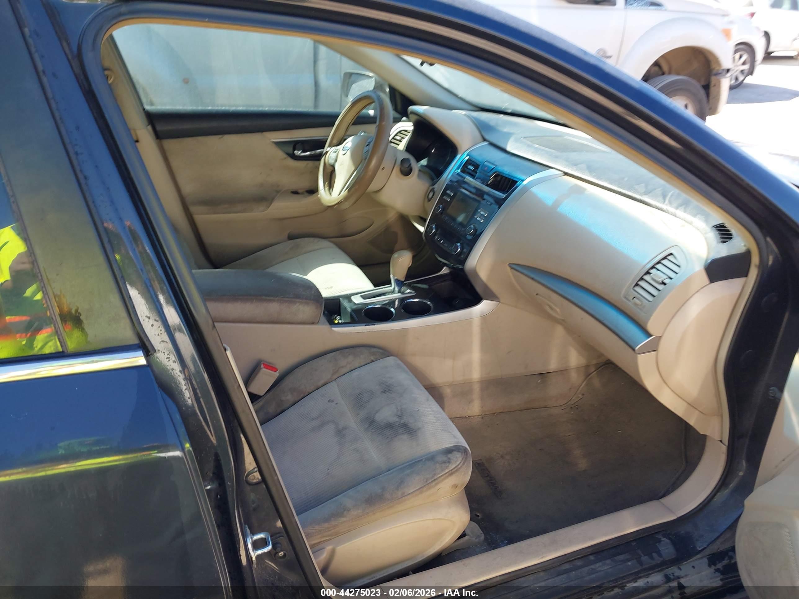 NISSAN ALTIMA image 5