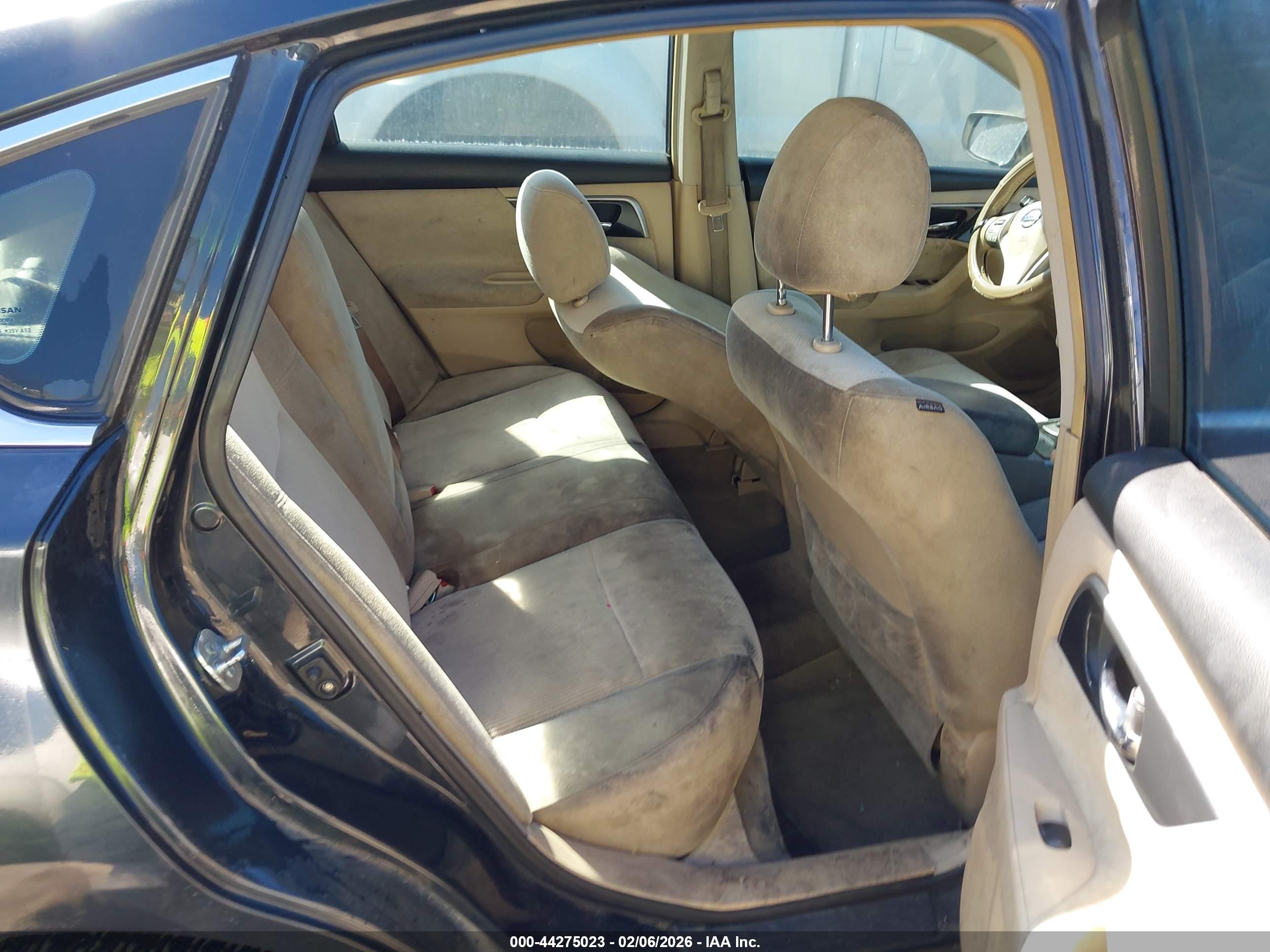 NISSAN ALTIMA image 8