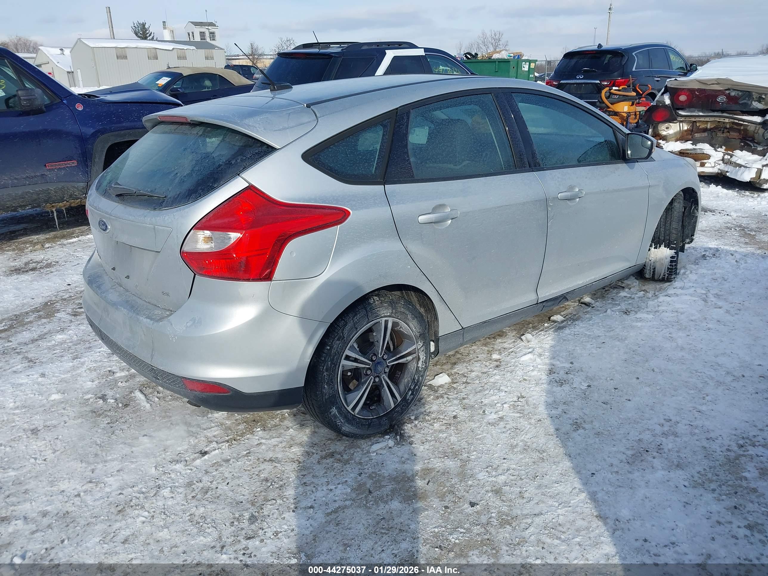 FORD FOCUS image 4