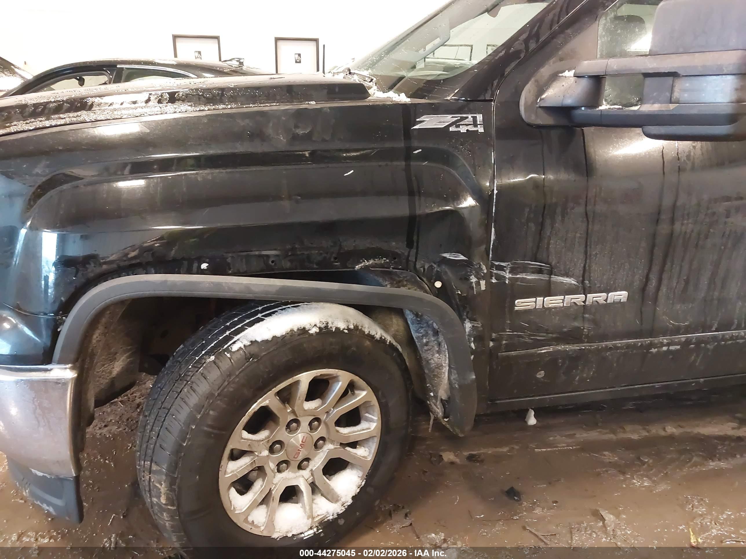 GMC SIERRA image 6