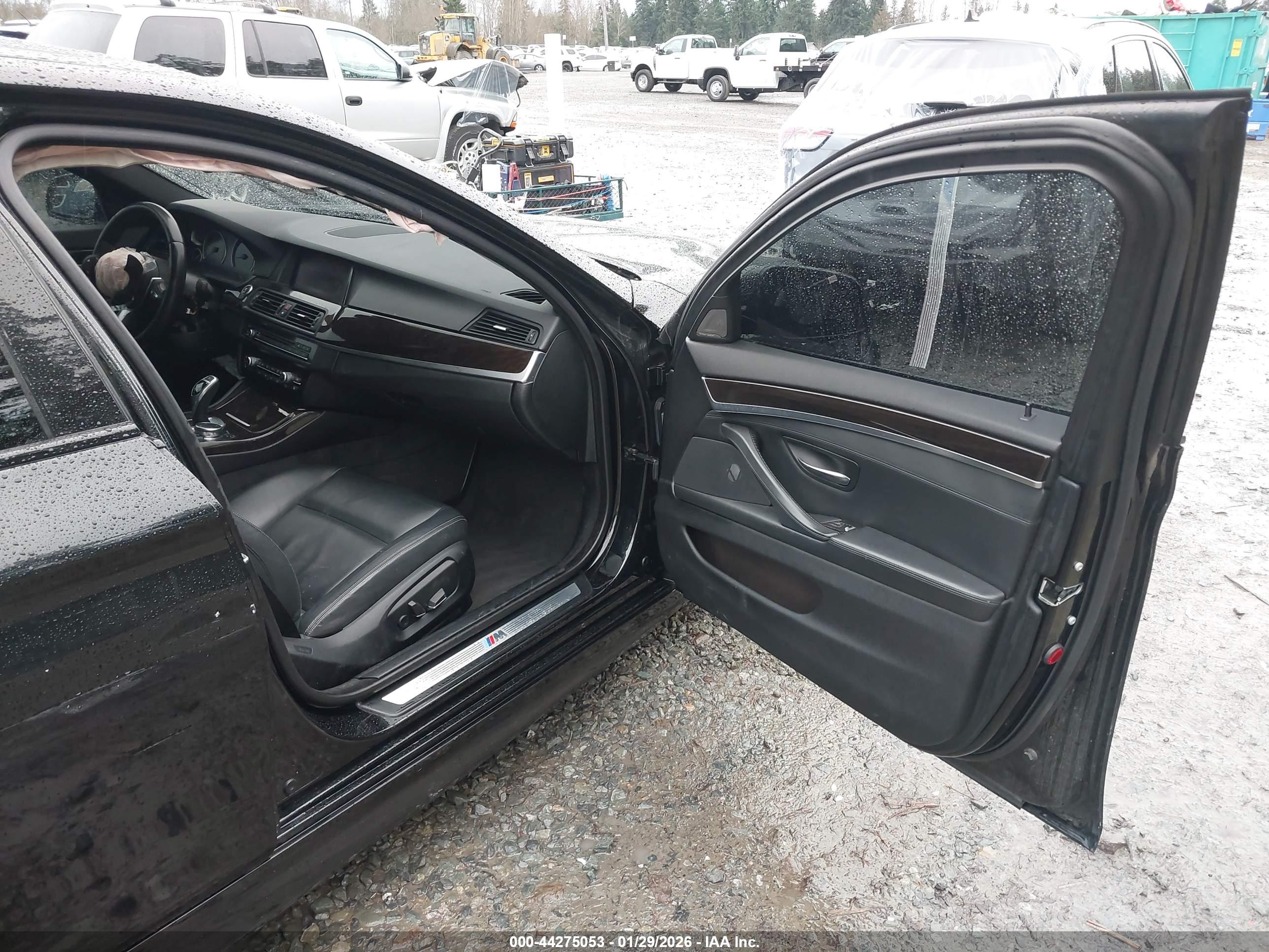 BMW 535I image 5