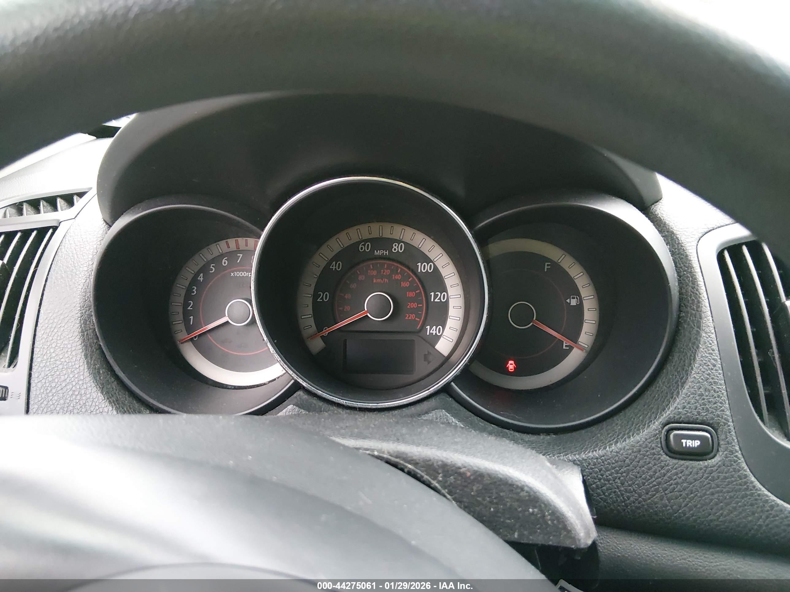 KIA FORTE image 7
