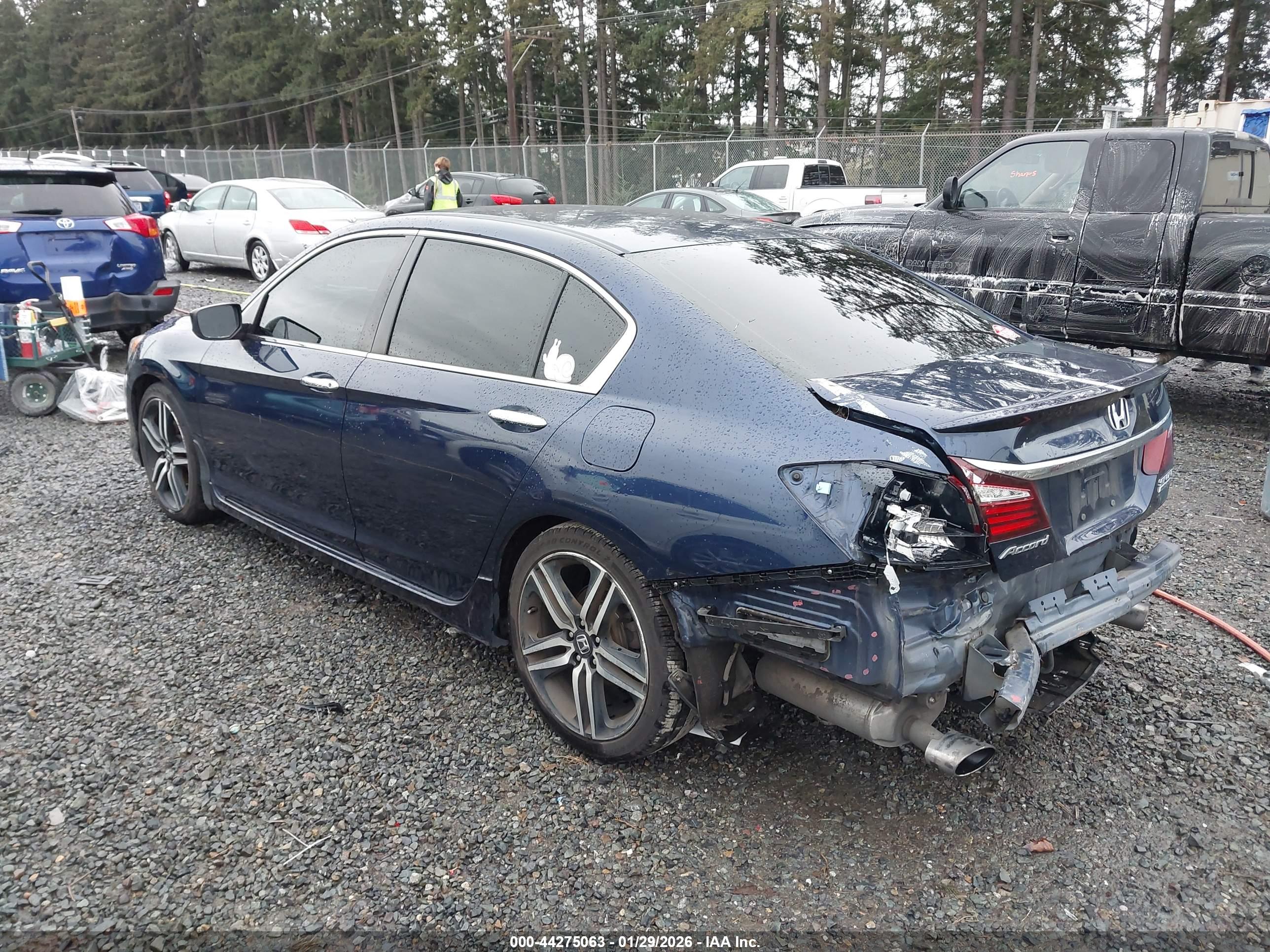 HONDA ACCORD image 3
