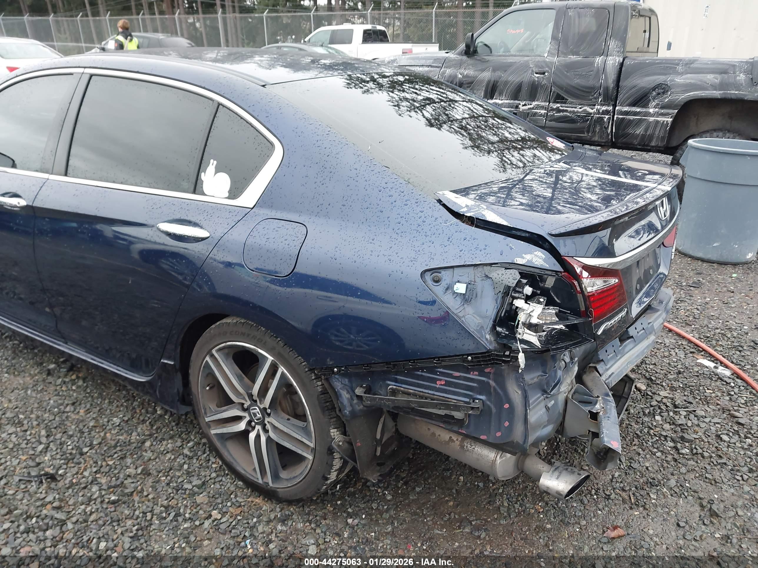 HONDA ACCORD image 6