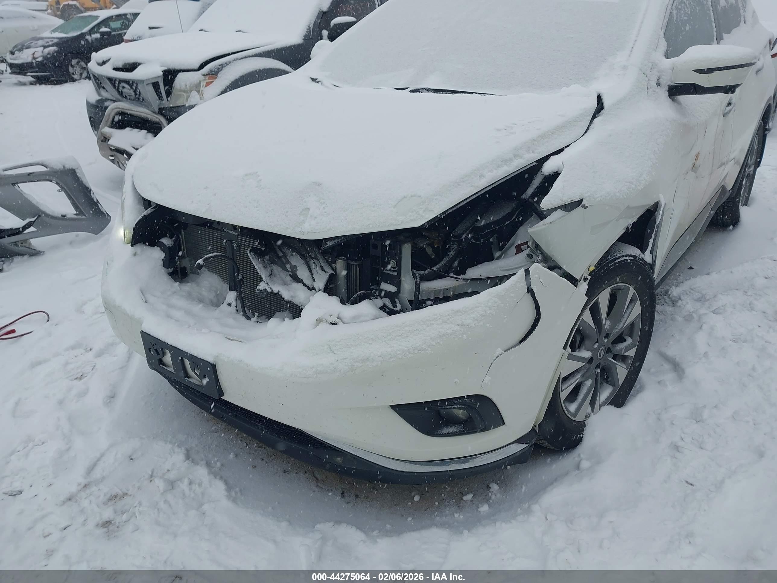 NISSAN MURANO image 6