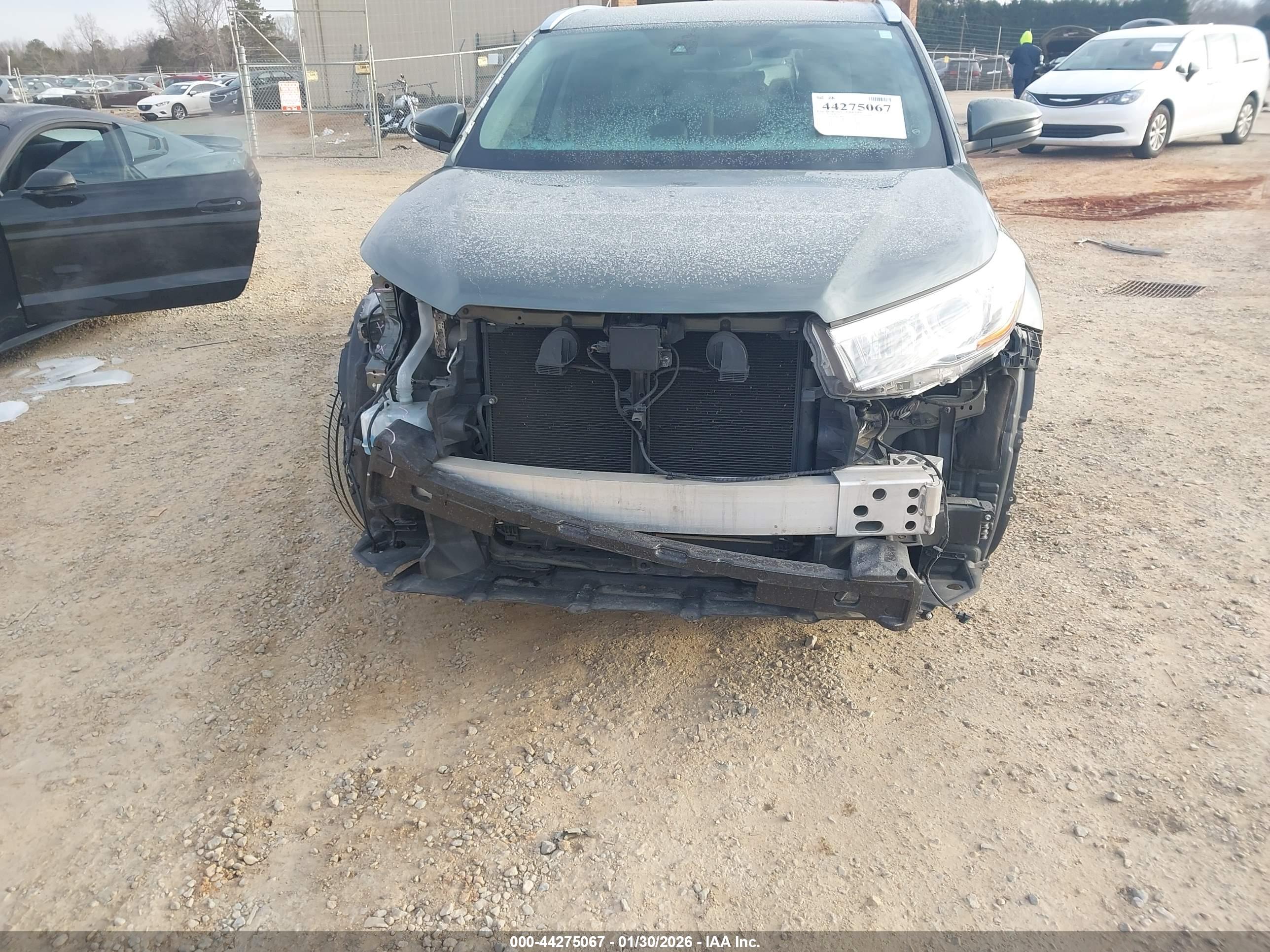 TOYOTA HIGHLANDER image 6