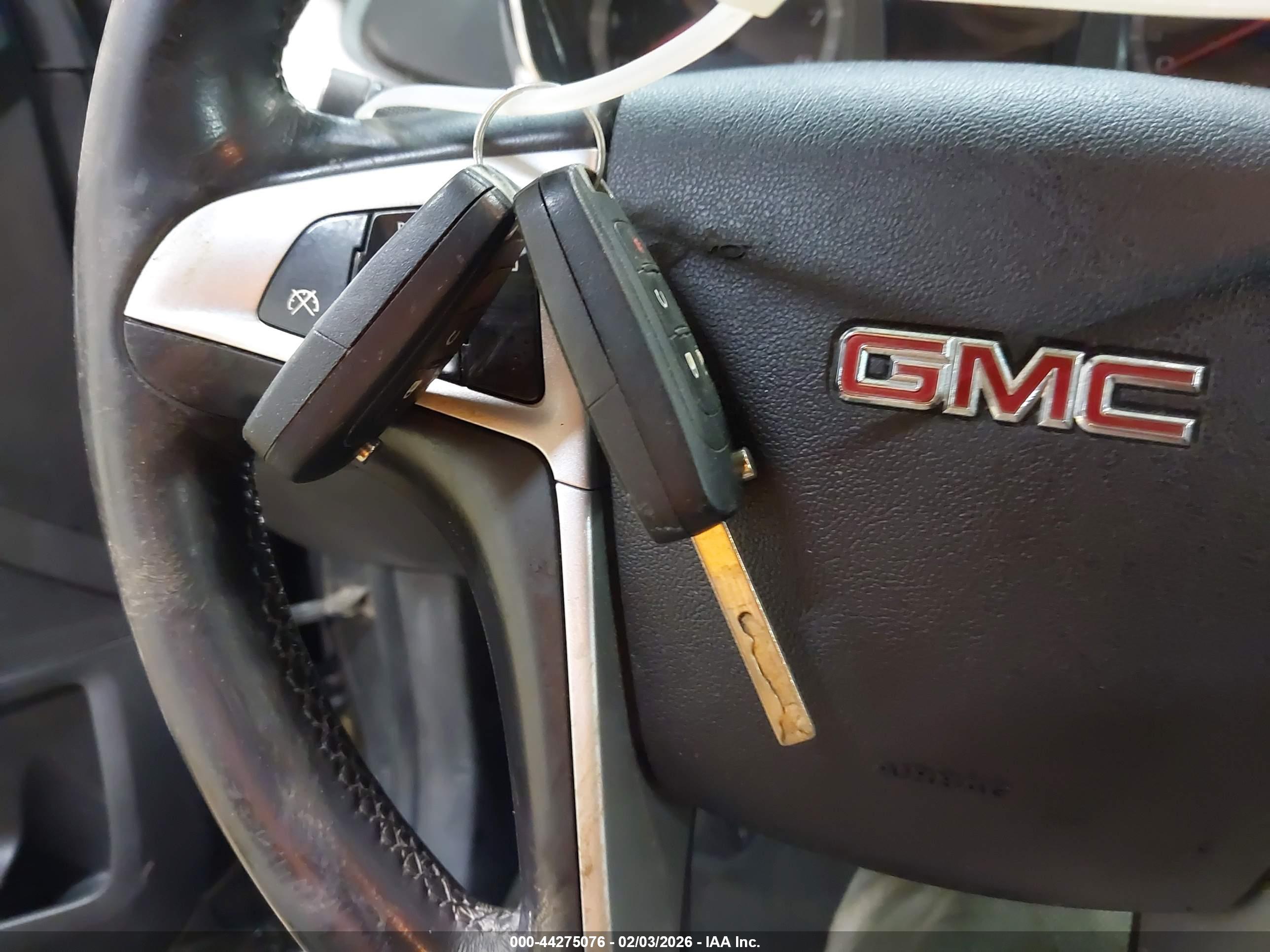GMC TERRAIN image 11
