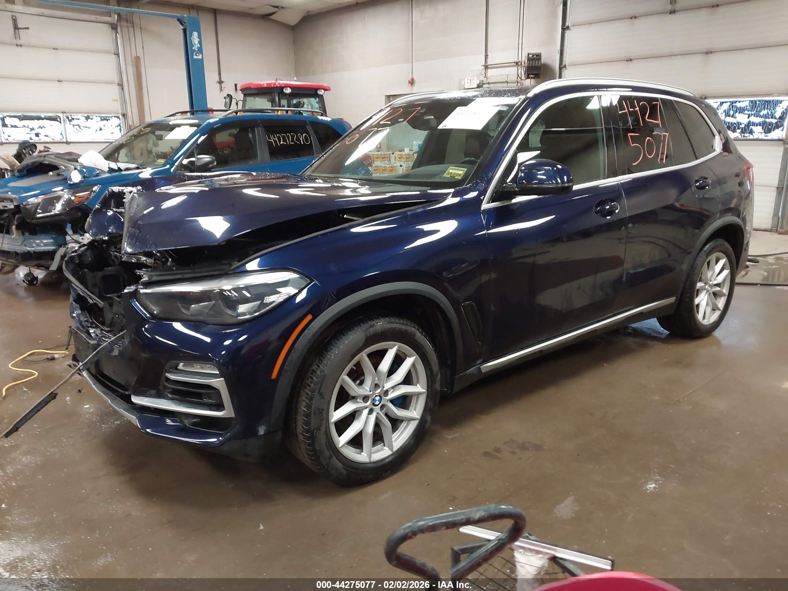 BMW X5 image 2