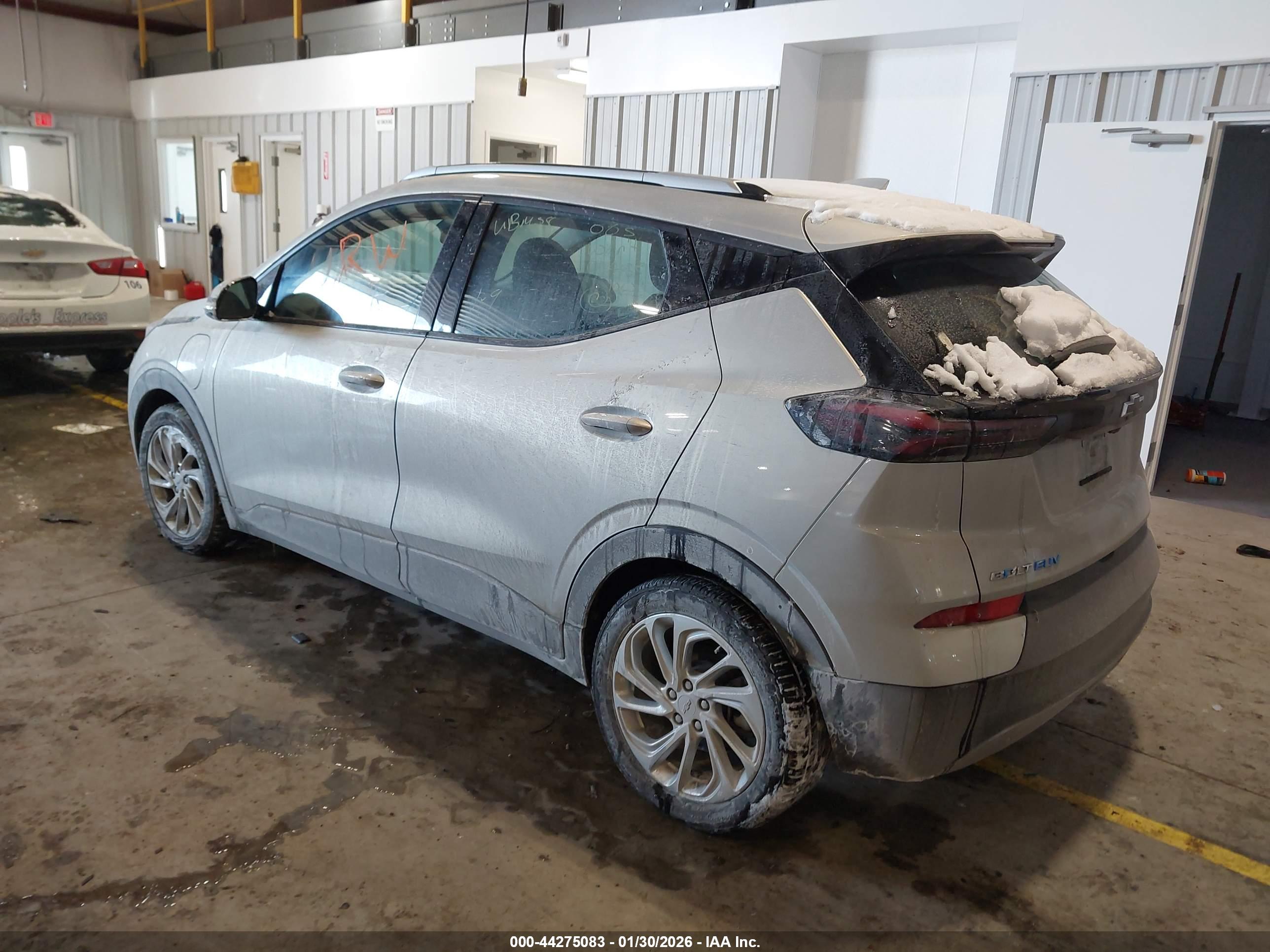 CHEVROLET BOLT image 3