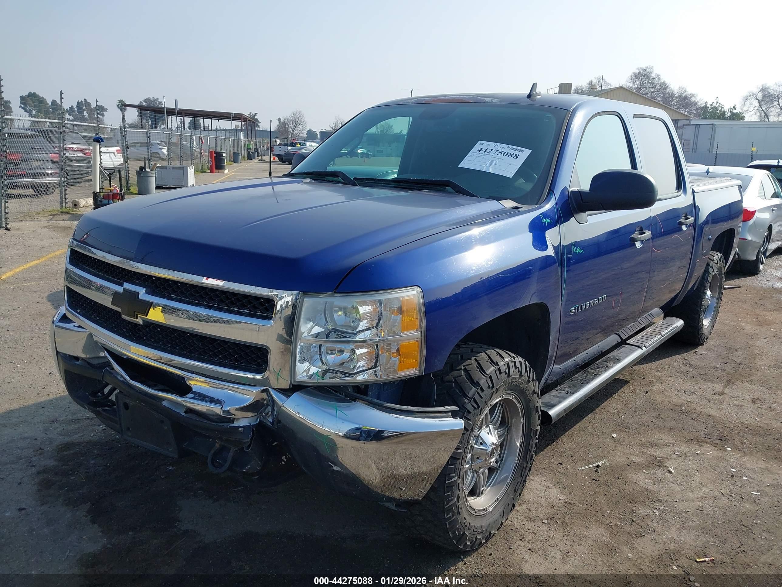 CHEVROLET SILVERADO image 2