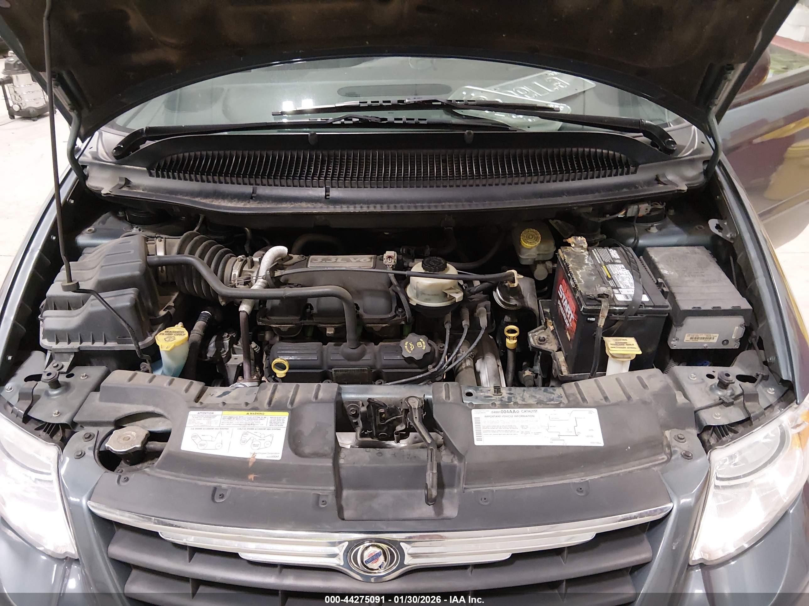 CHRYSLER TOWN image 10