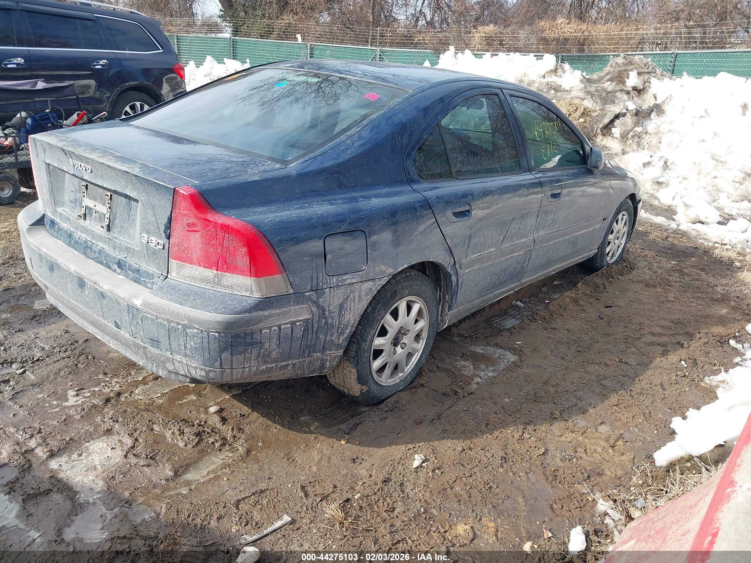 VOLVO S60 image 4