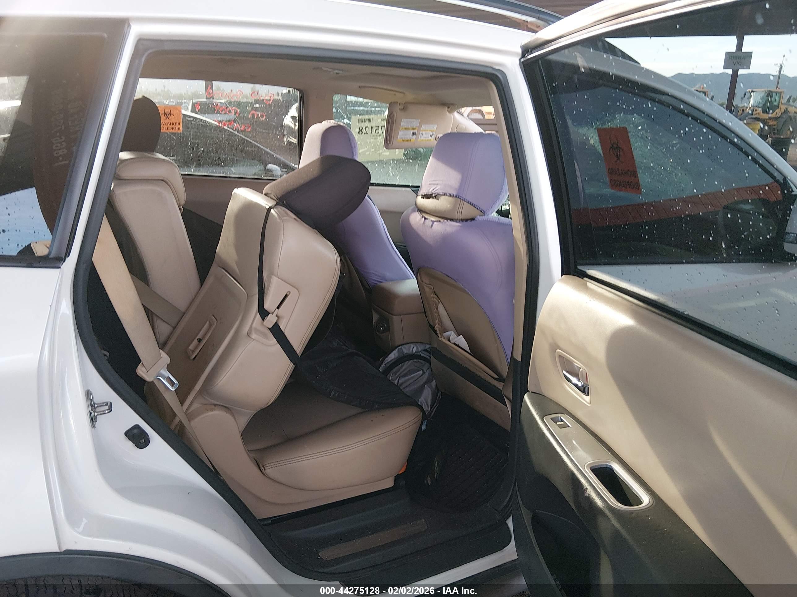 SUBARU TRIBECA image 8