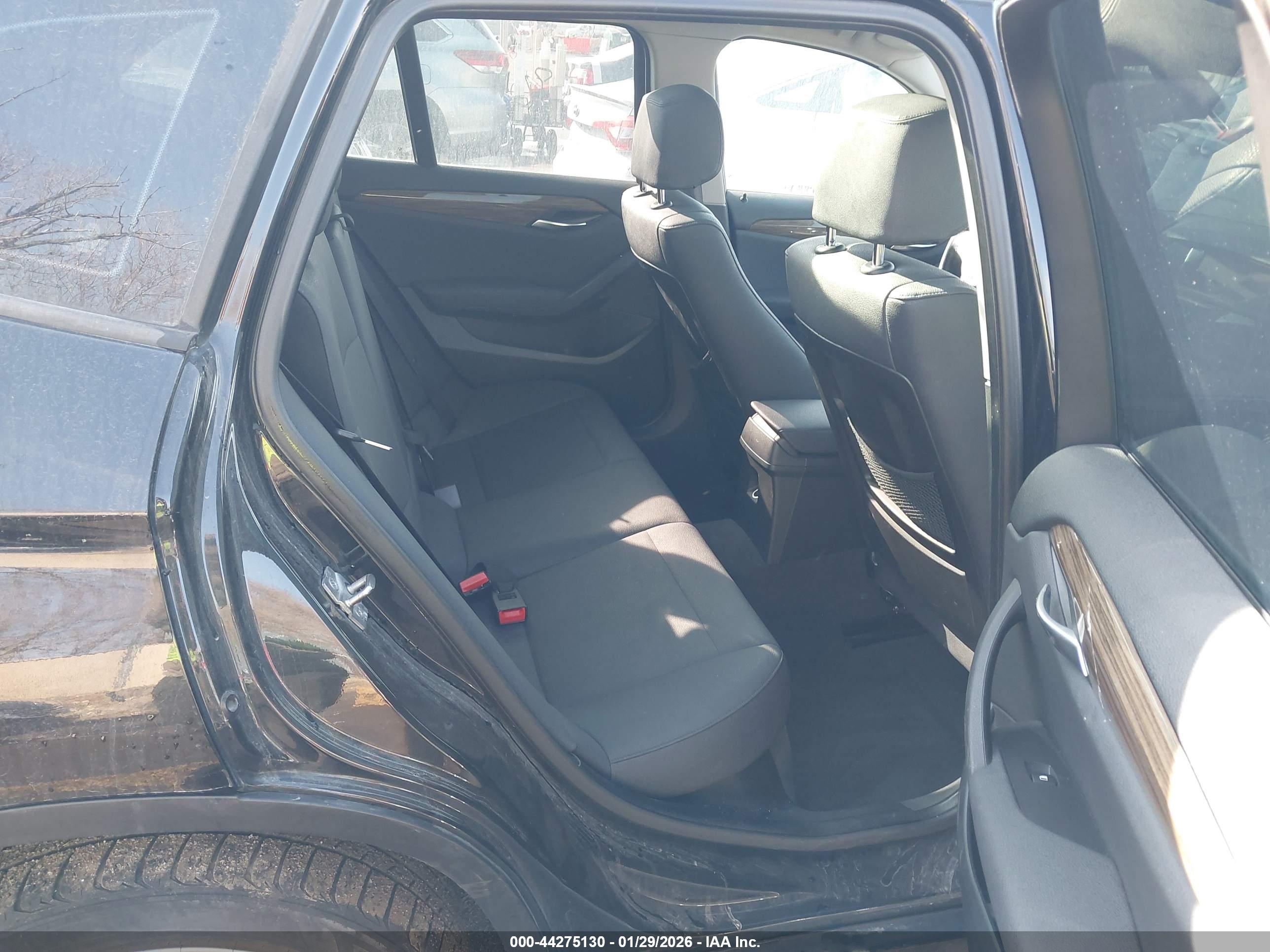 BMW X1 image 8