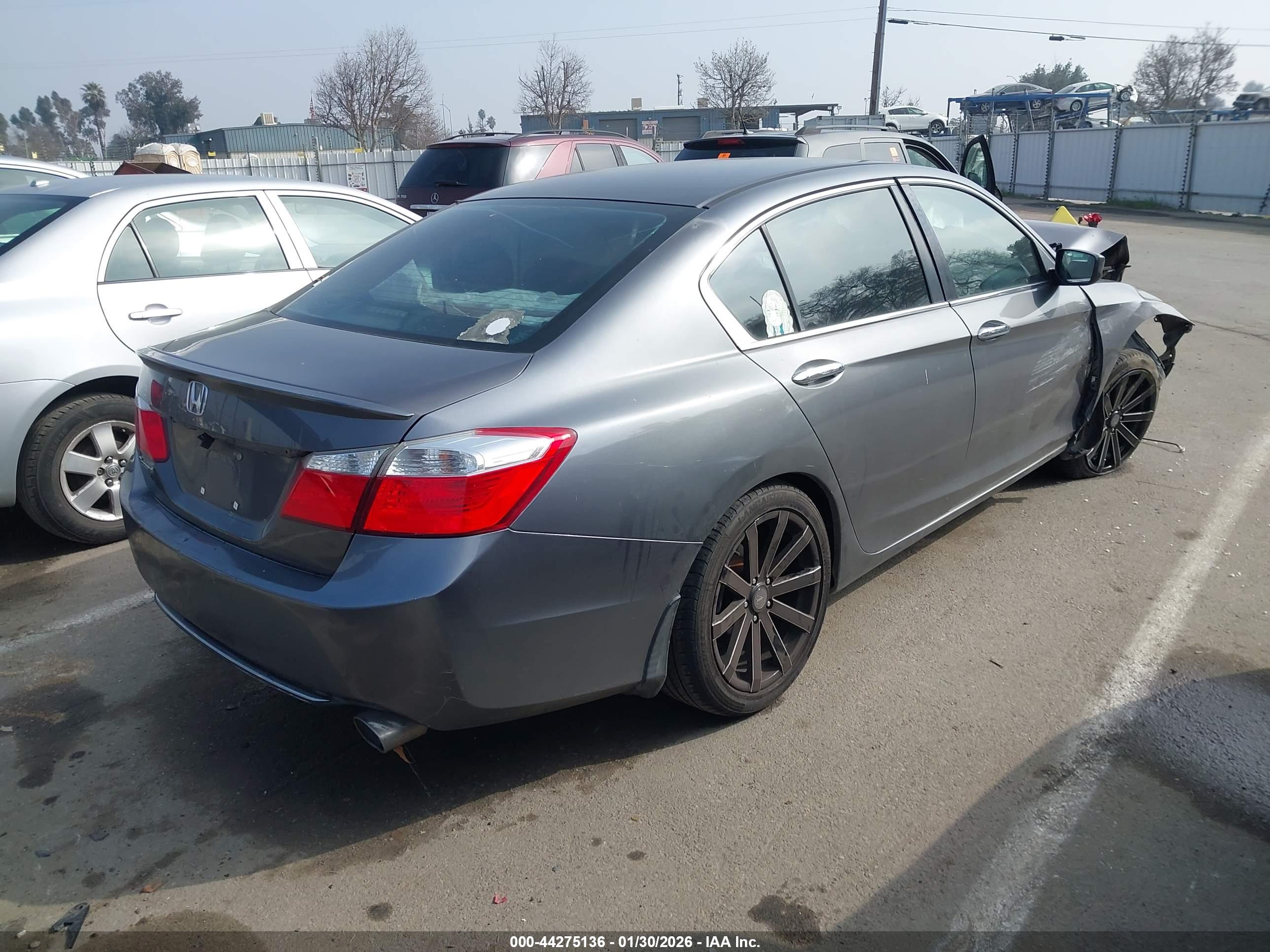 HONDA ACCORD image 4
