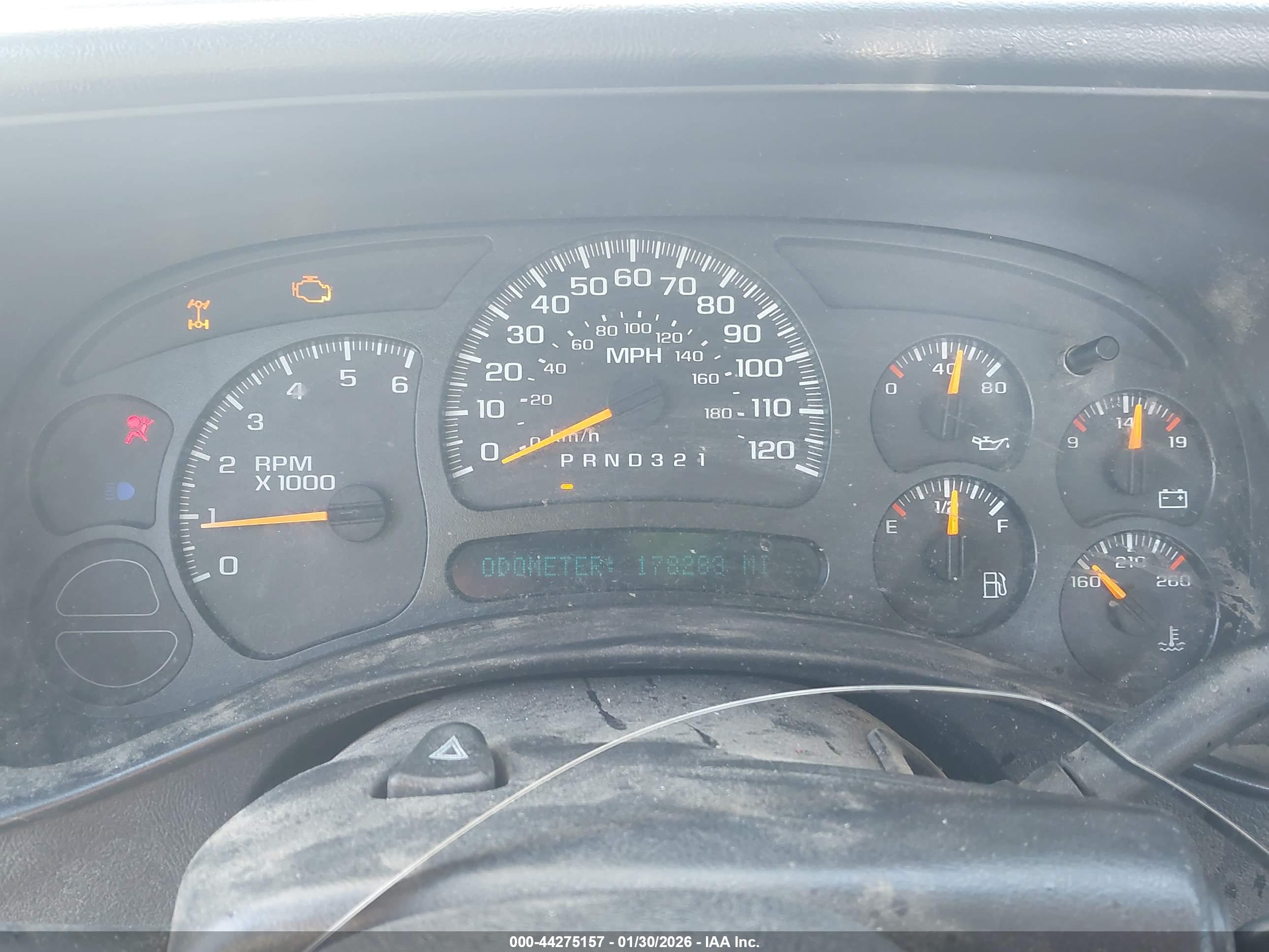 CHEVROLET SILVERADO image 7