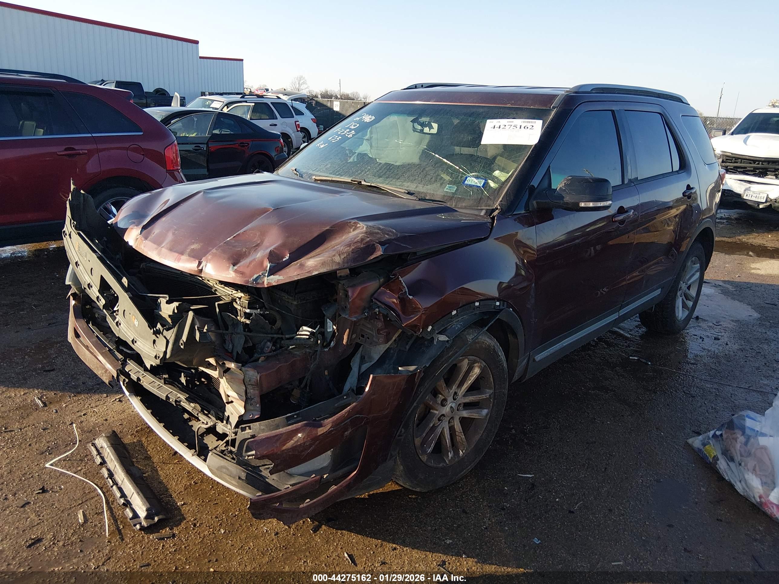 FORD EXPLORER image 2