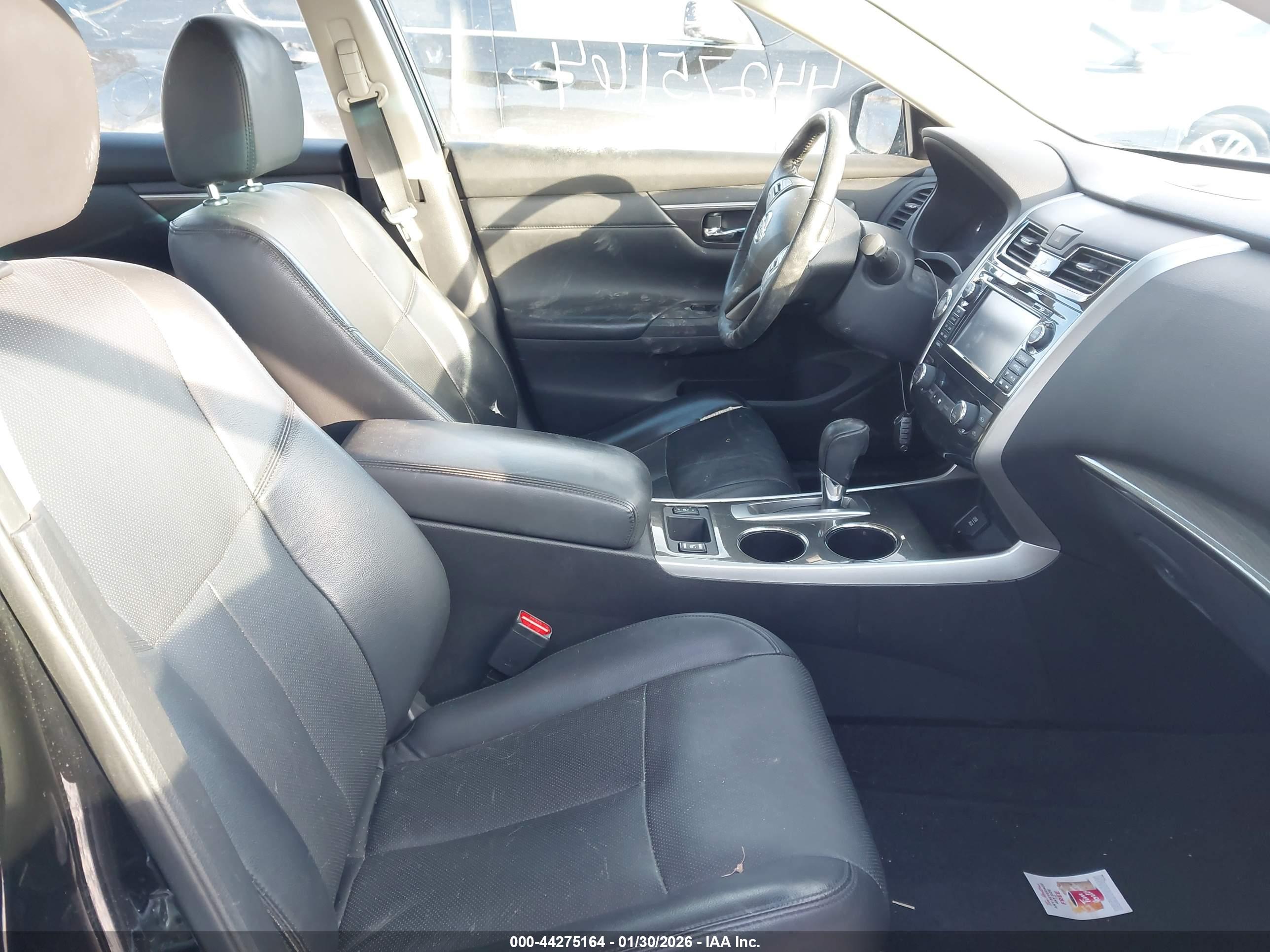 NISSAN ALTIMA image 5