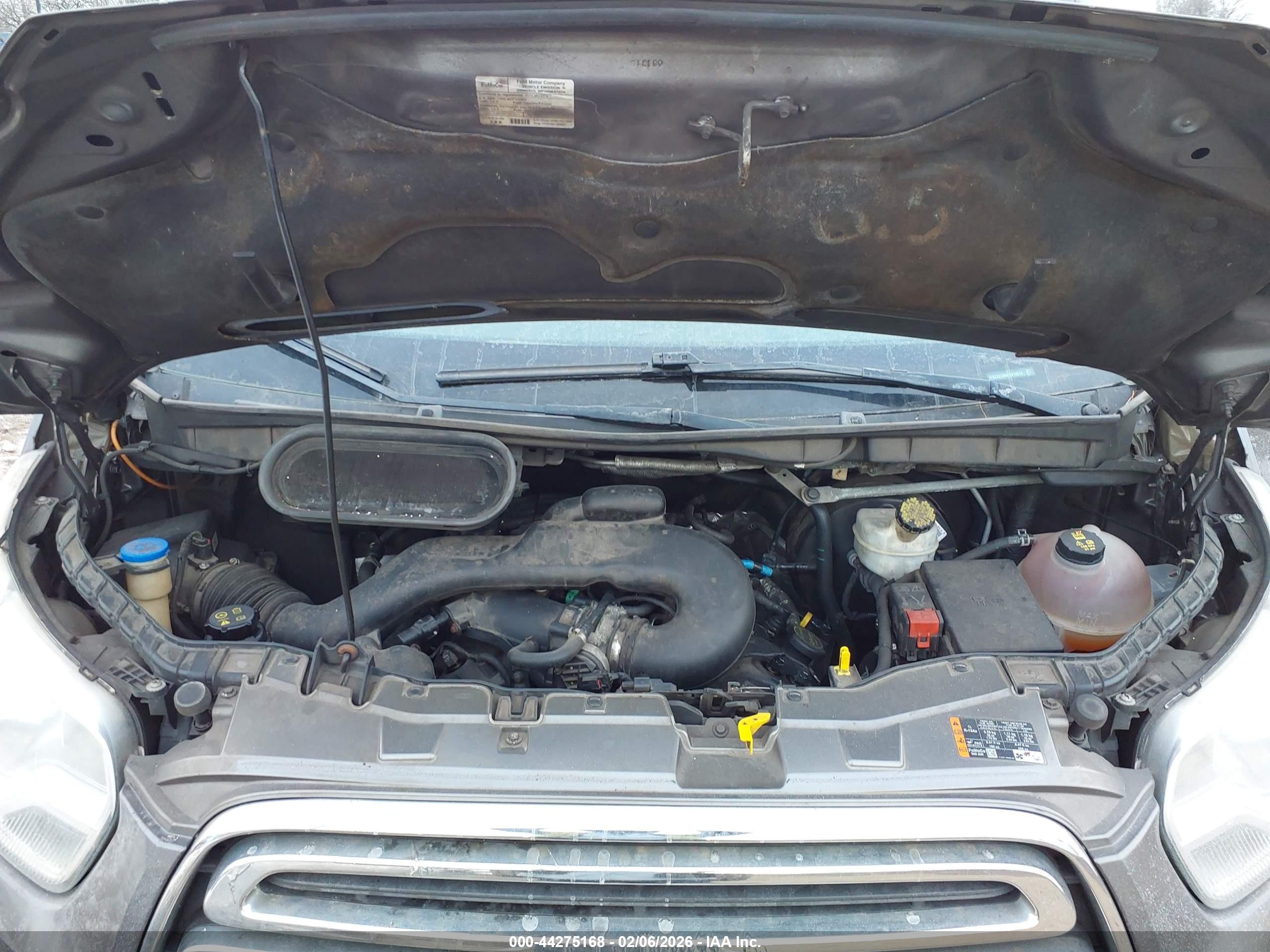 FORD TRANSIT-350 image 10