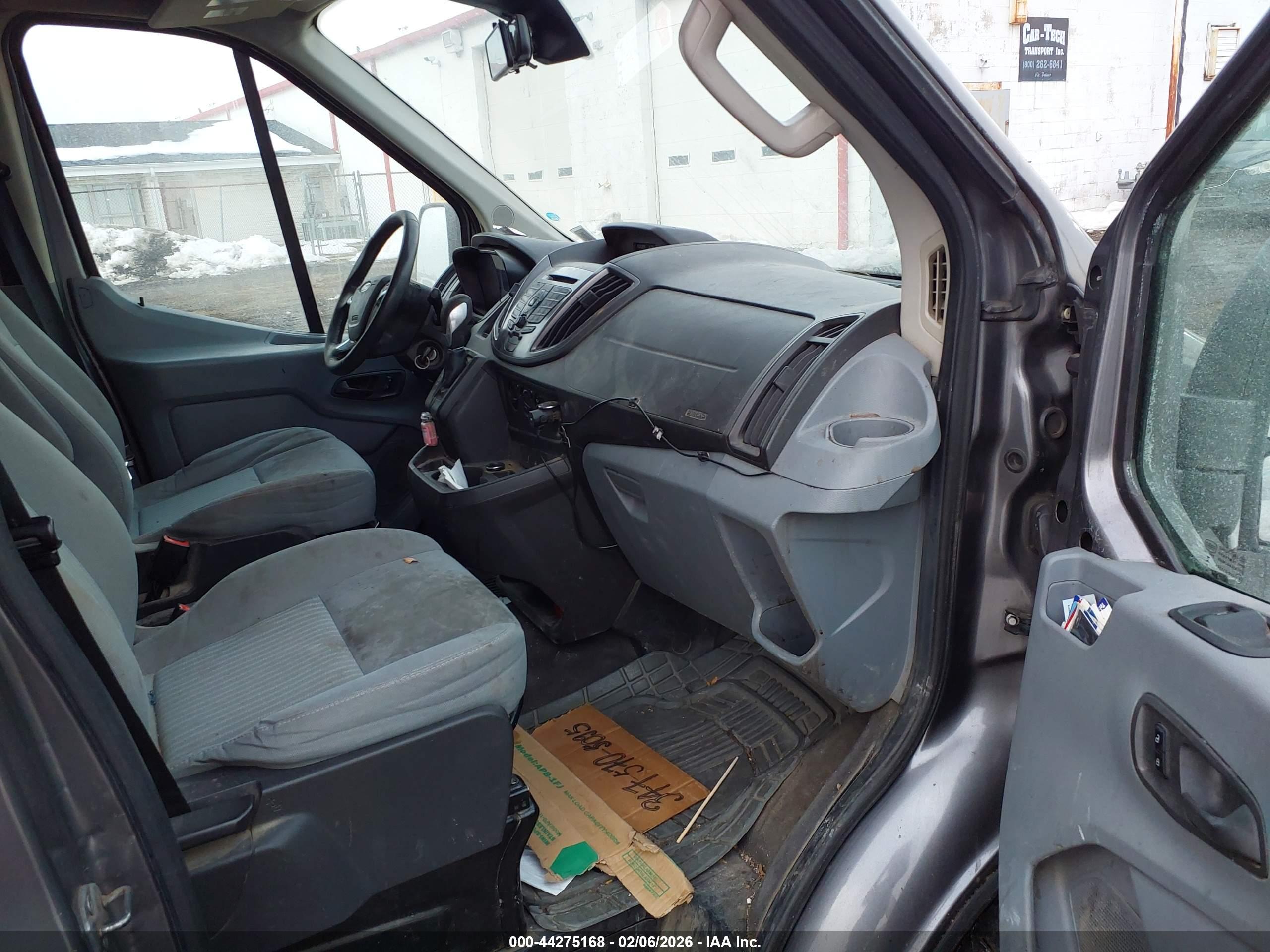 FORD TRANSIT-350 image 5