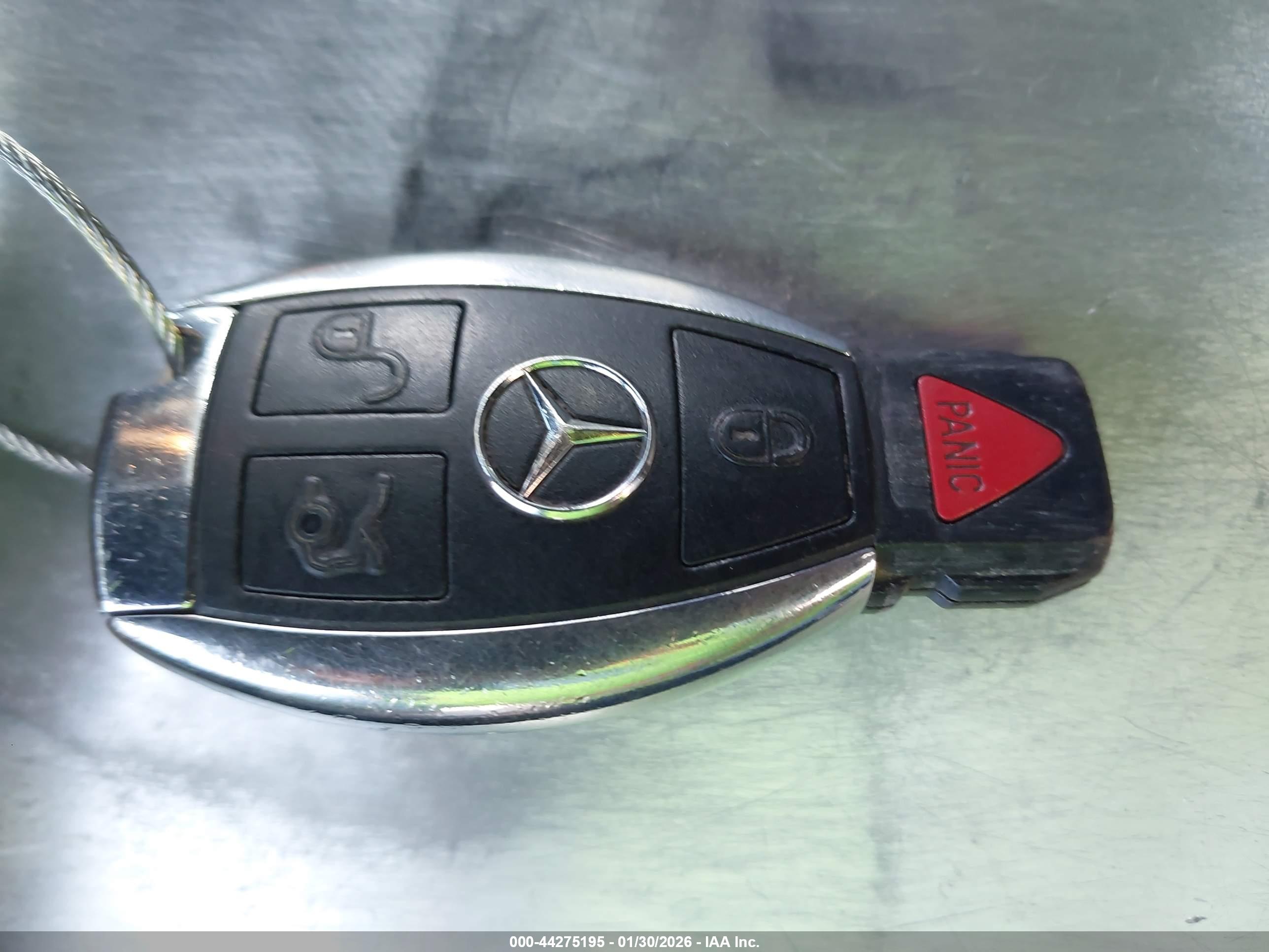 MERCEDES-BENZ C image 11