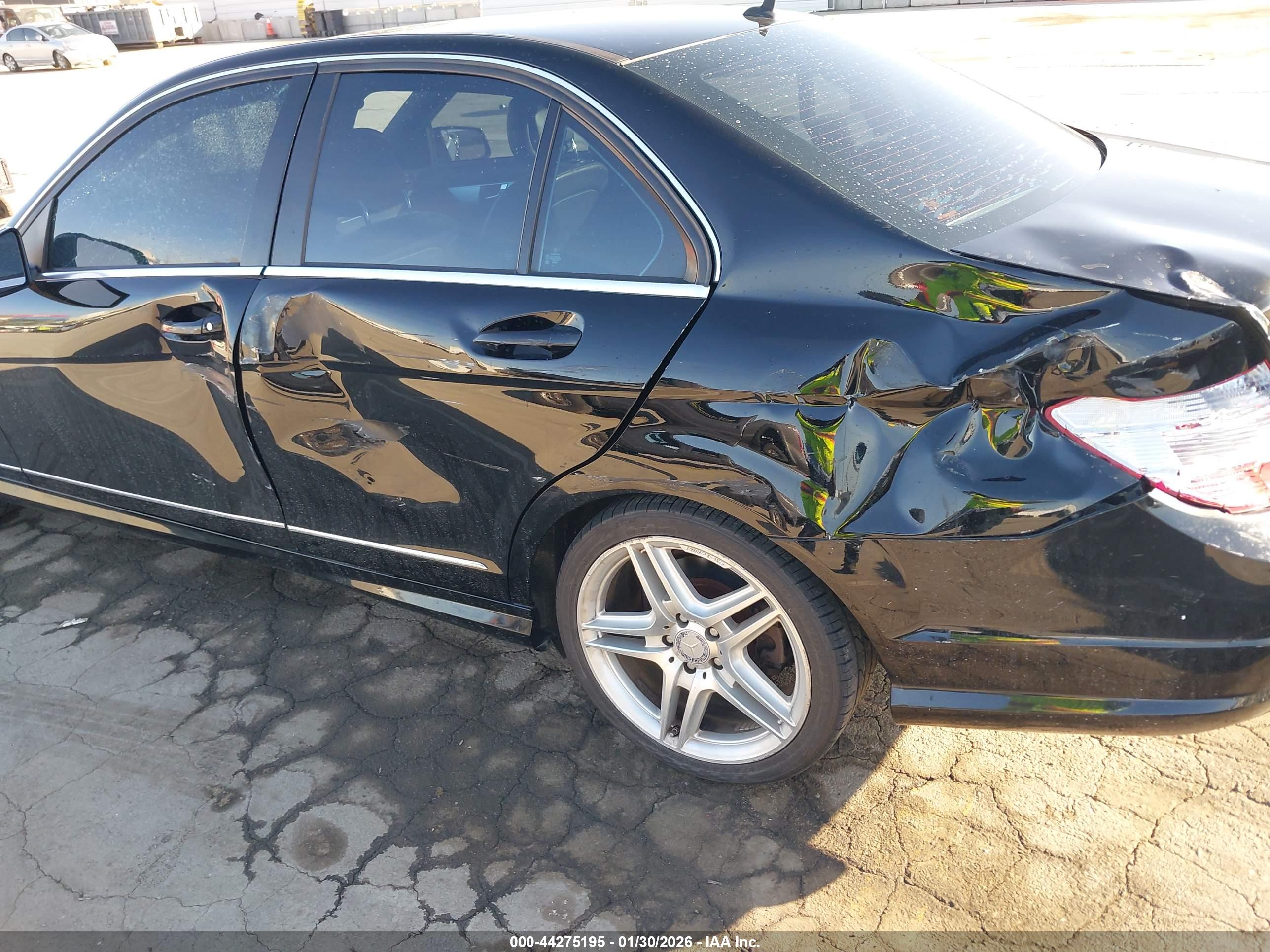 MERCEDES-BENZ C image 6