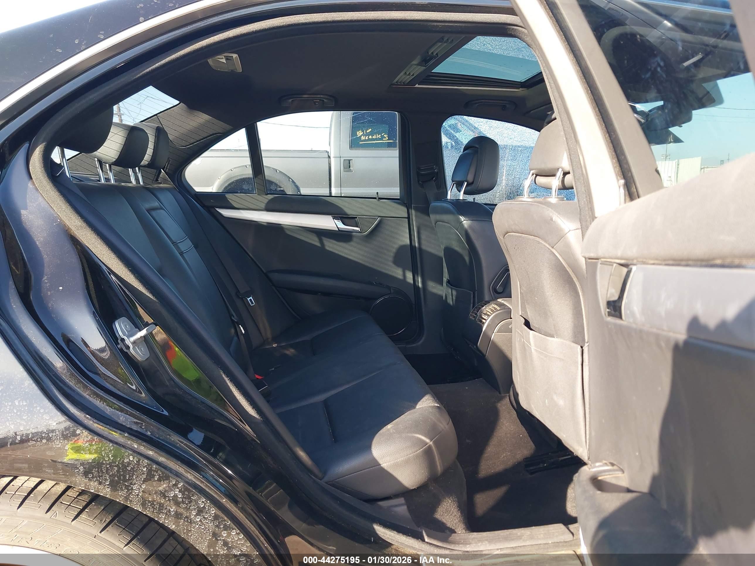 MERCEDES-BENZ C image 8