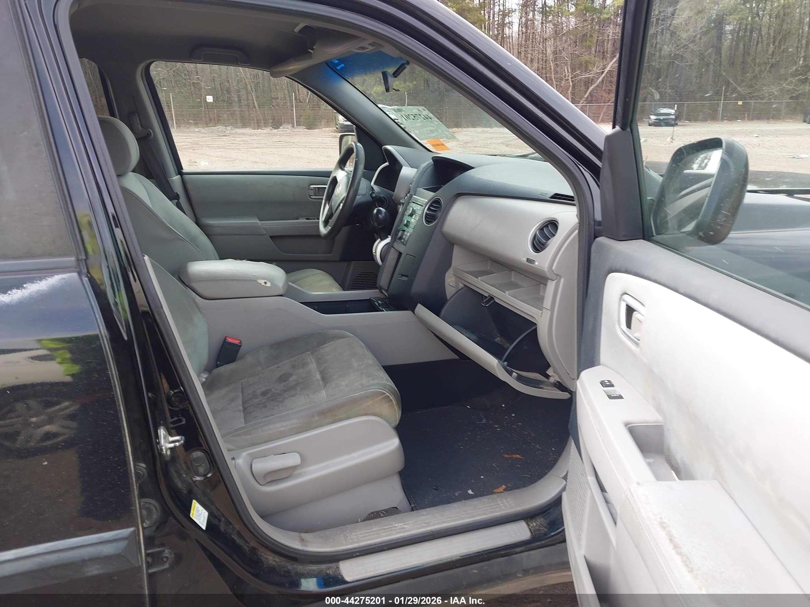 HONDA PILOT image 5
