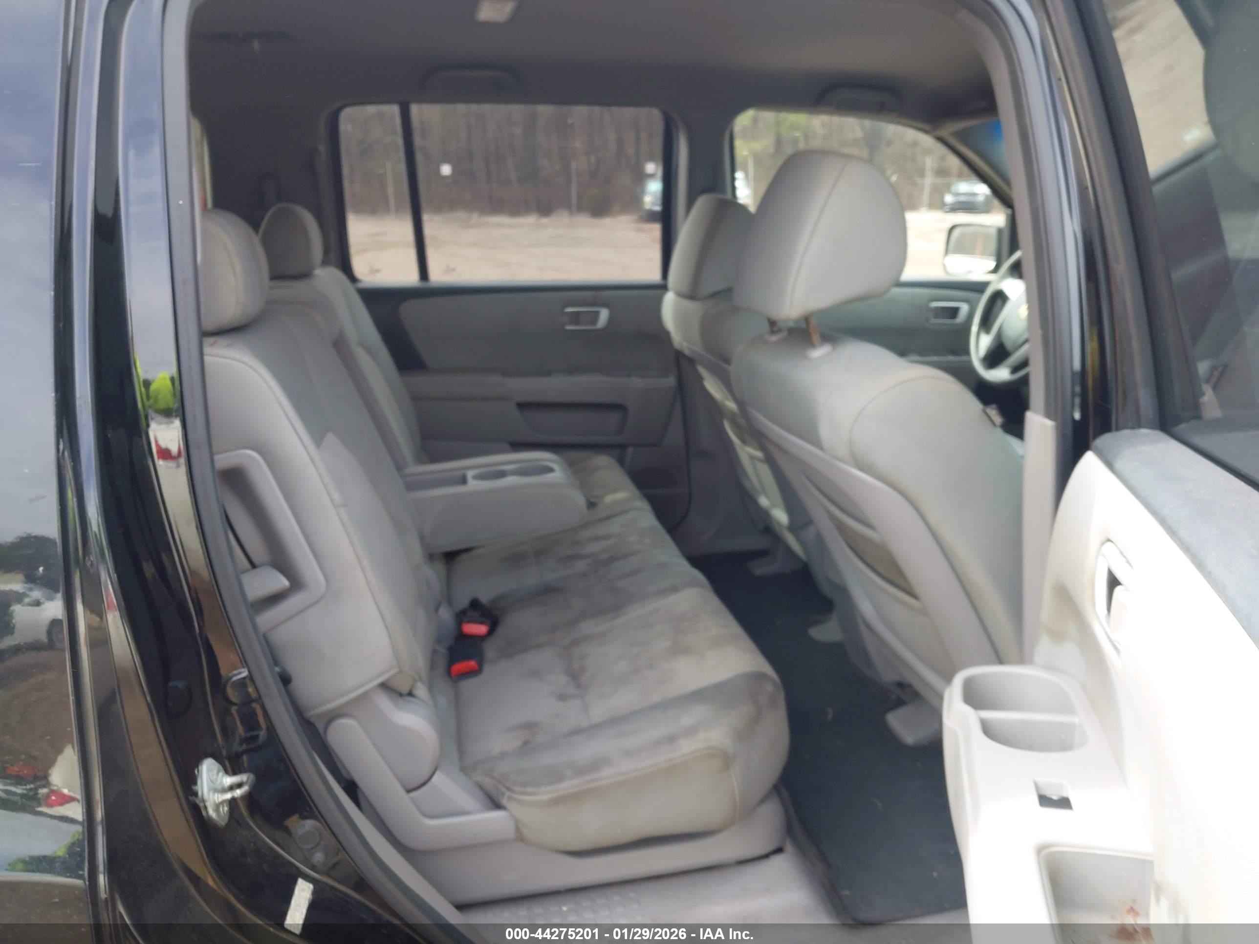 HONDA PILOT image 8