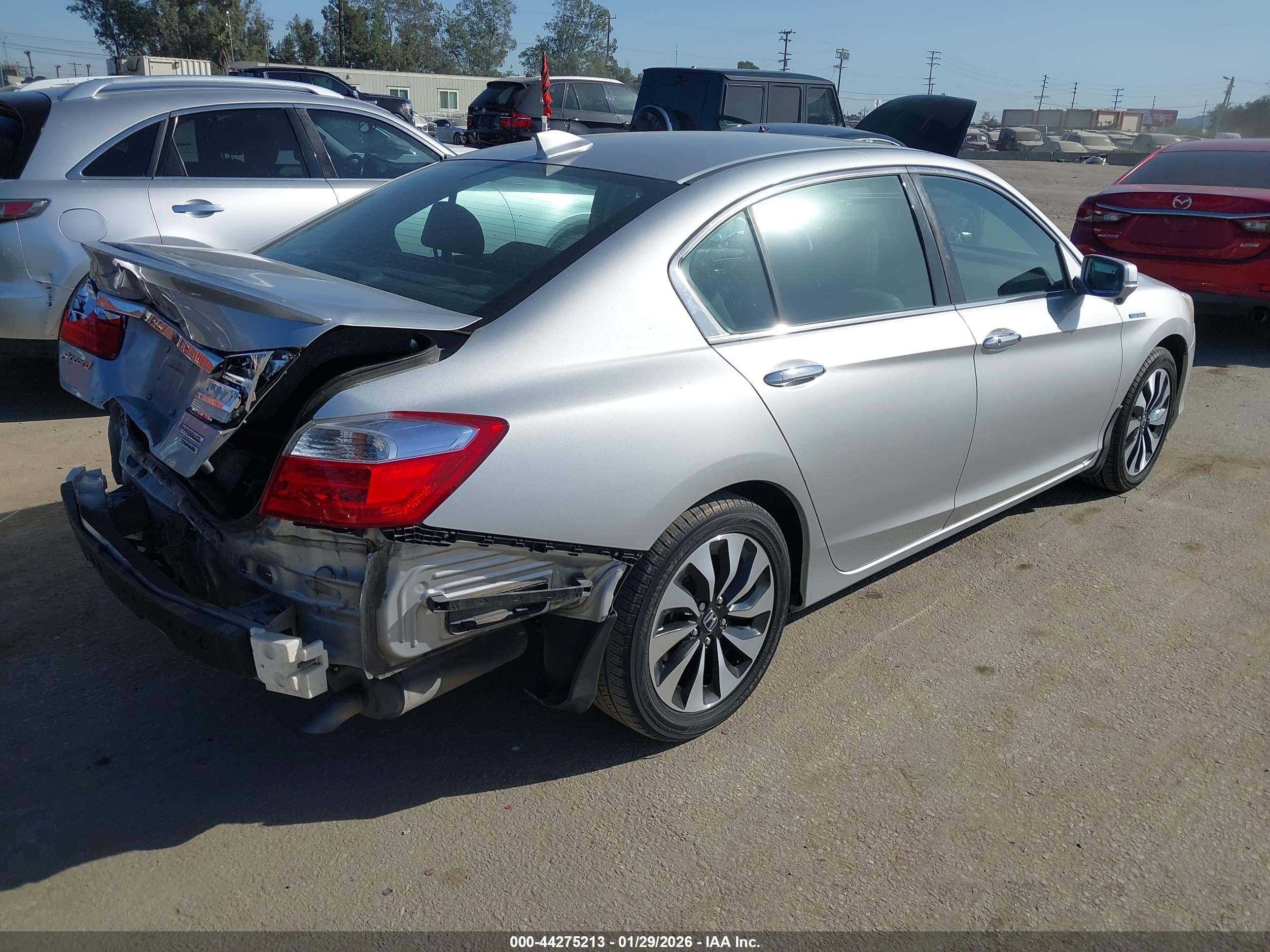HONDA ACCORD image 4