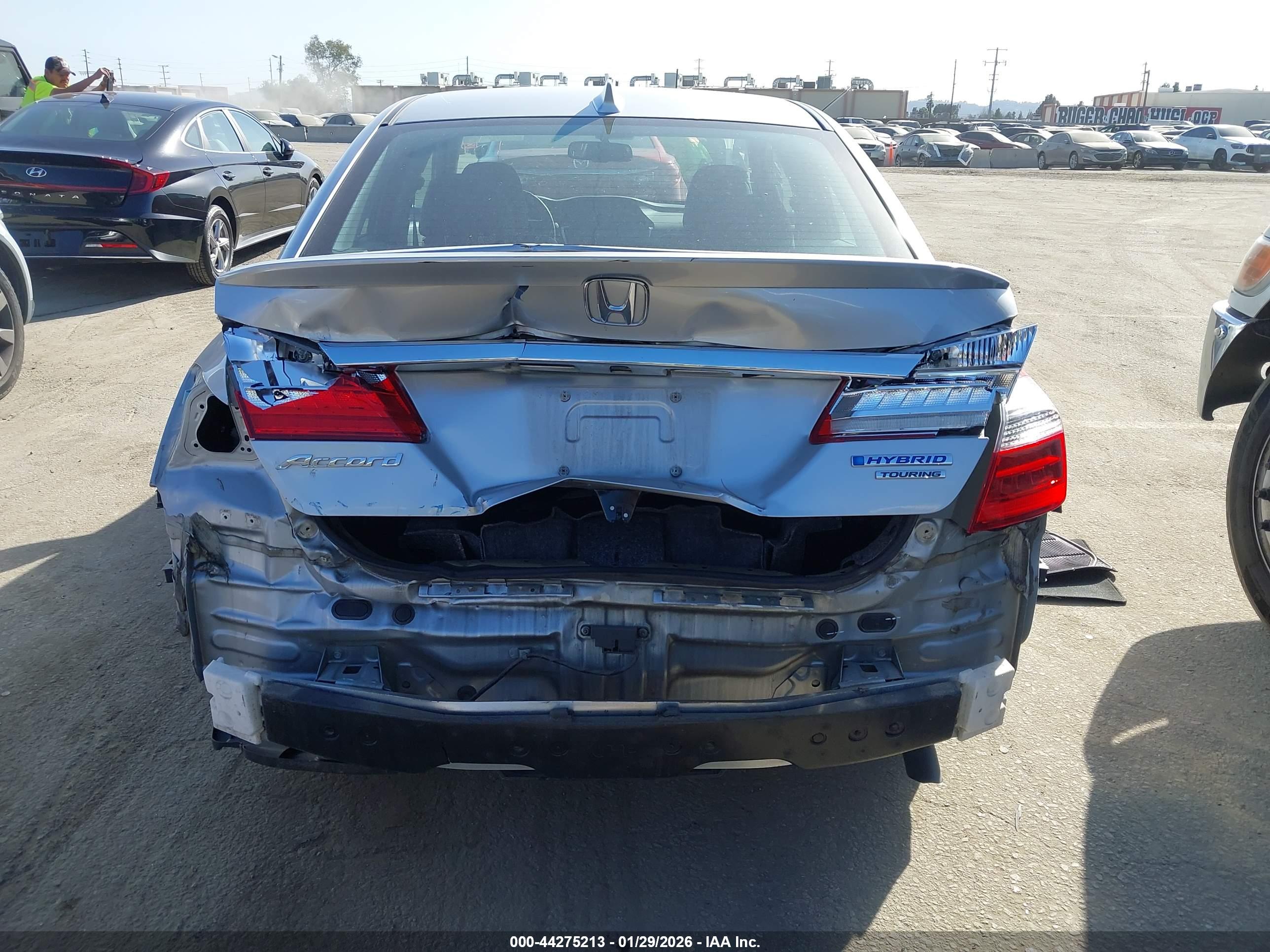 HONDA ACCORD image 6