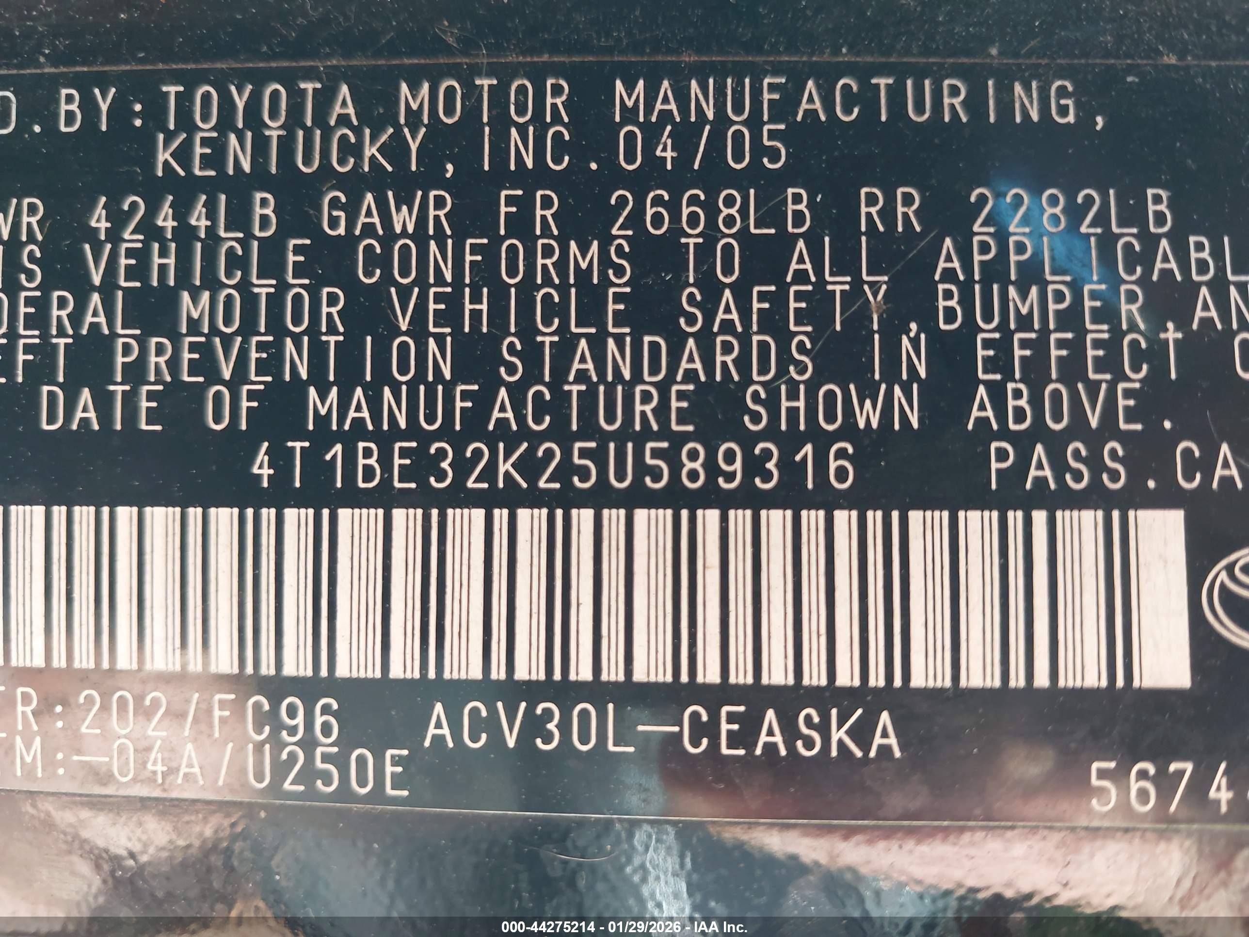 TOYOTA CAMRY image 9