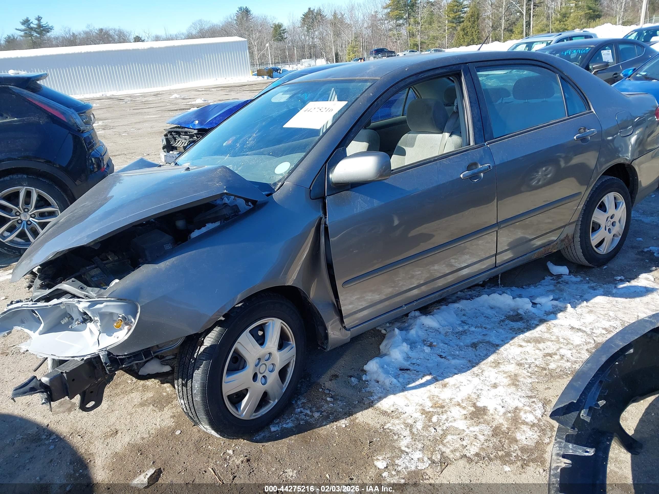 TOYOTA COROLLA image 2