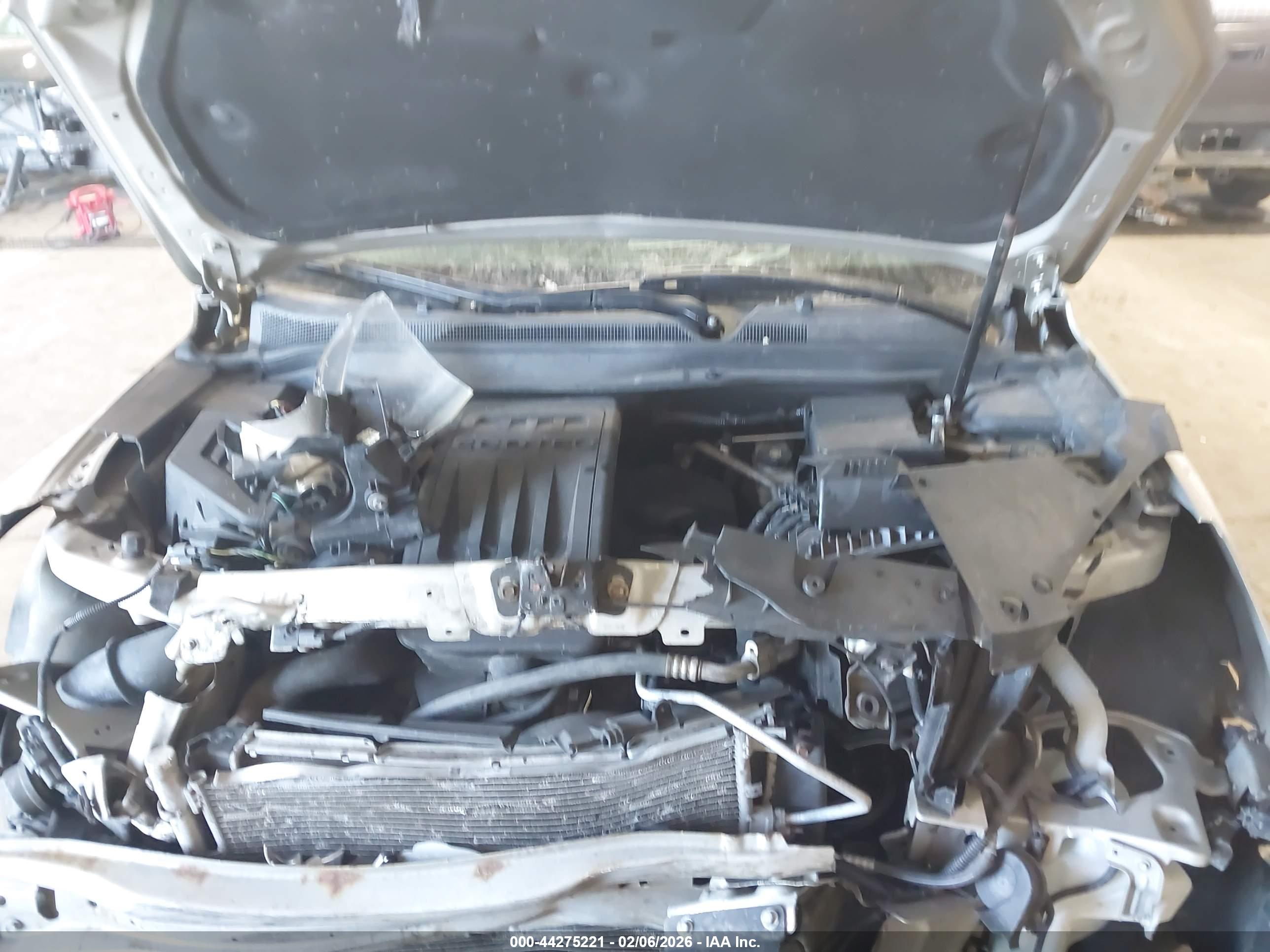 CHEVROLET EQUINOX image 10