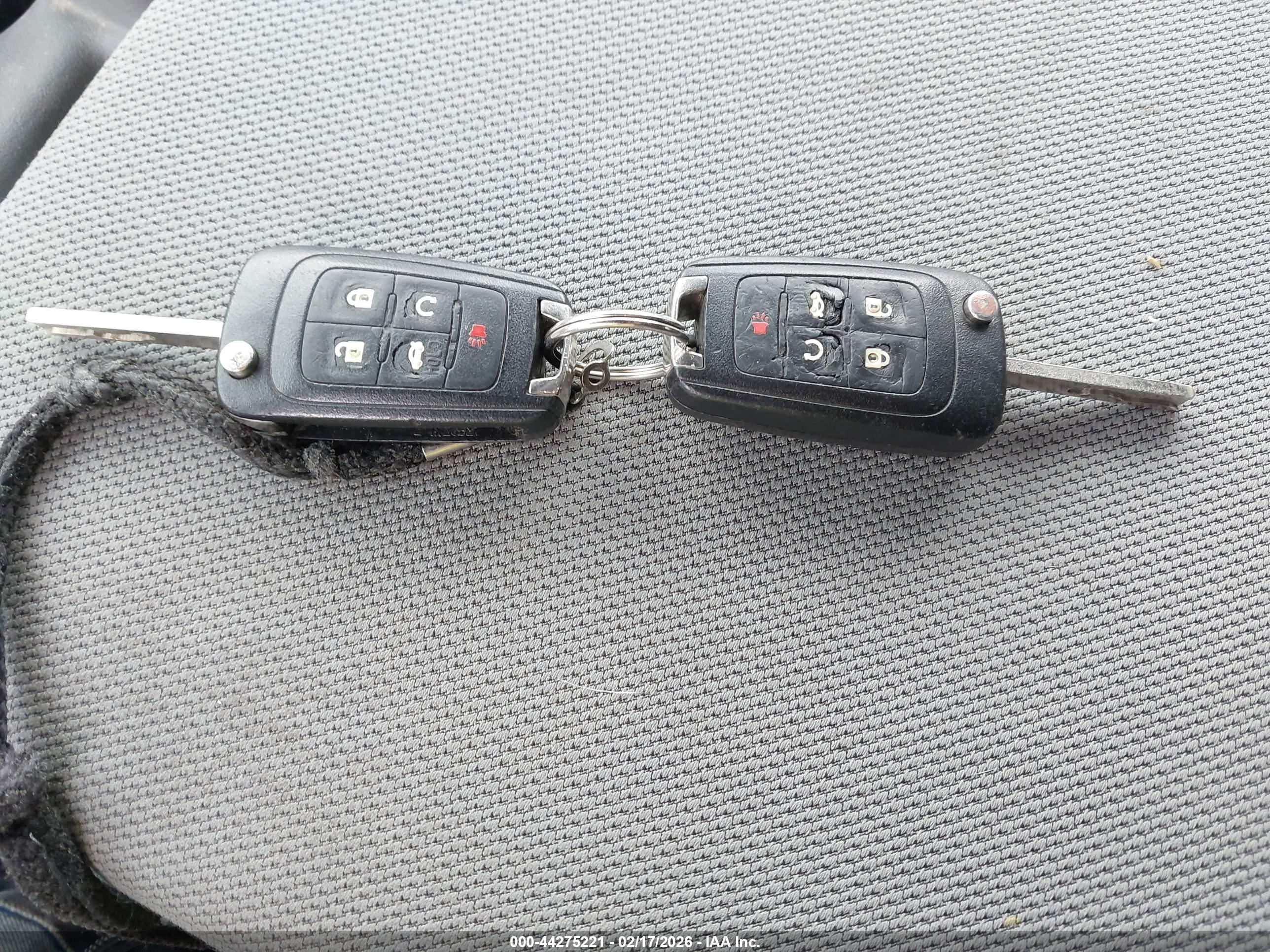 CHEVROLET EQUINOX image 11