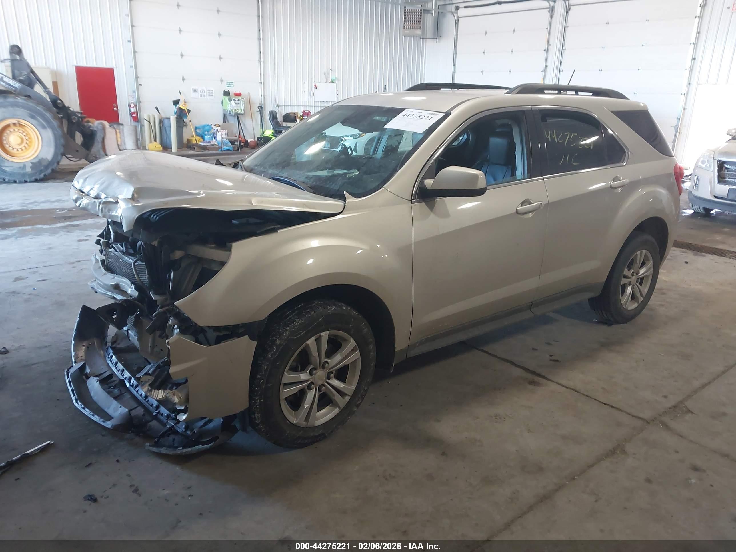 CHEVROLET EQUINOX image 2