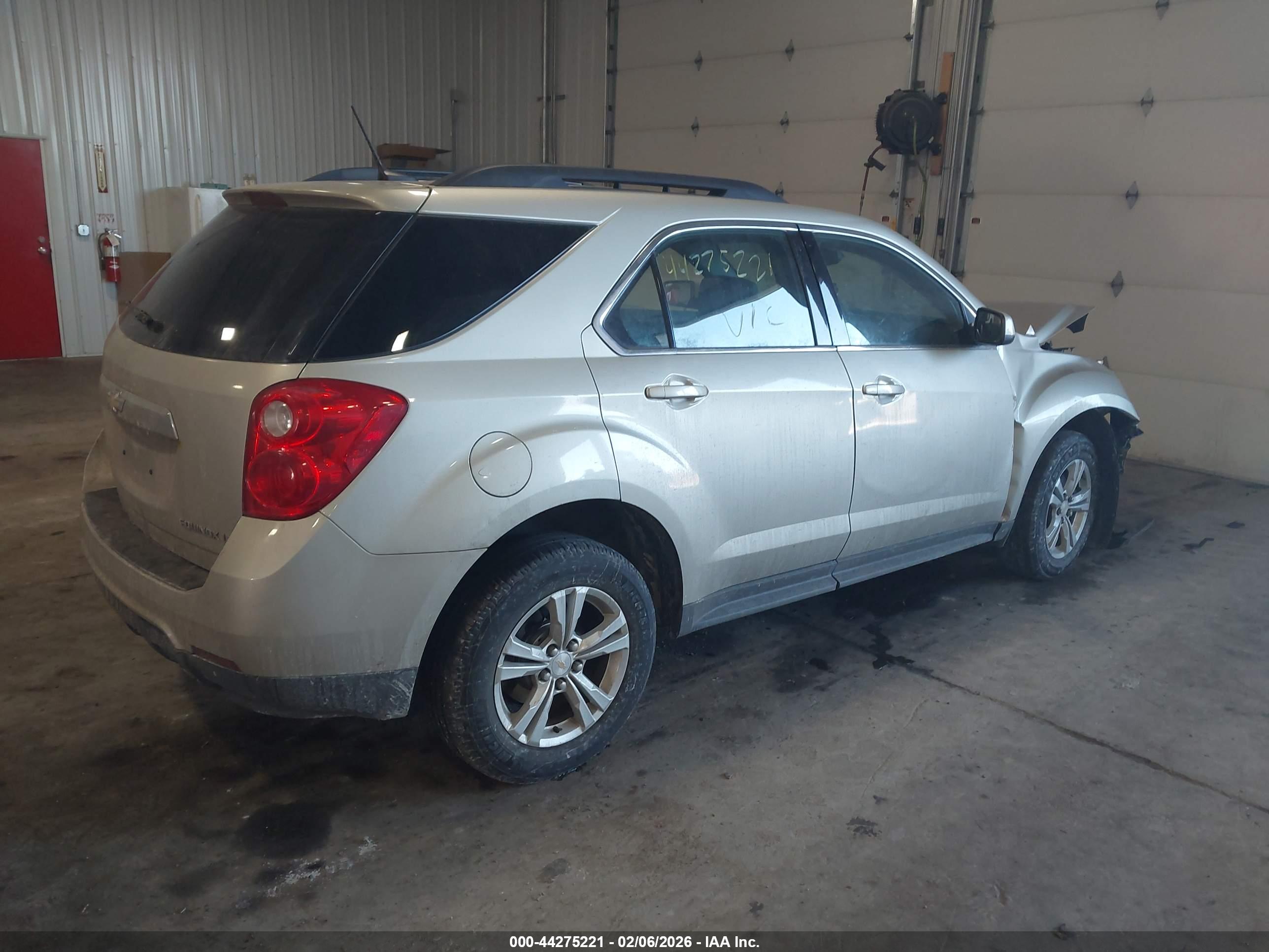 CHEVROLET EQUINOX image 4