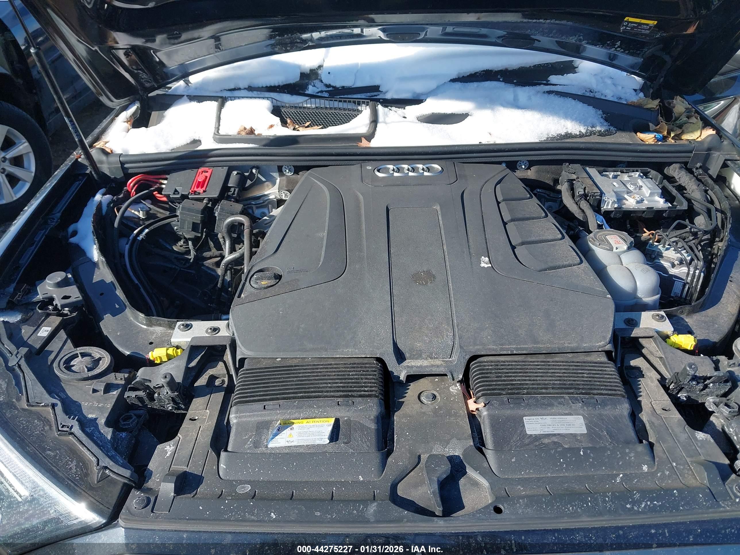 AUDI Q7 image 10