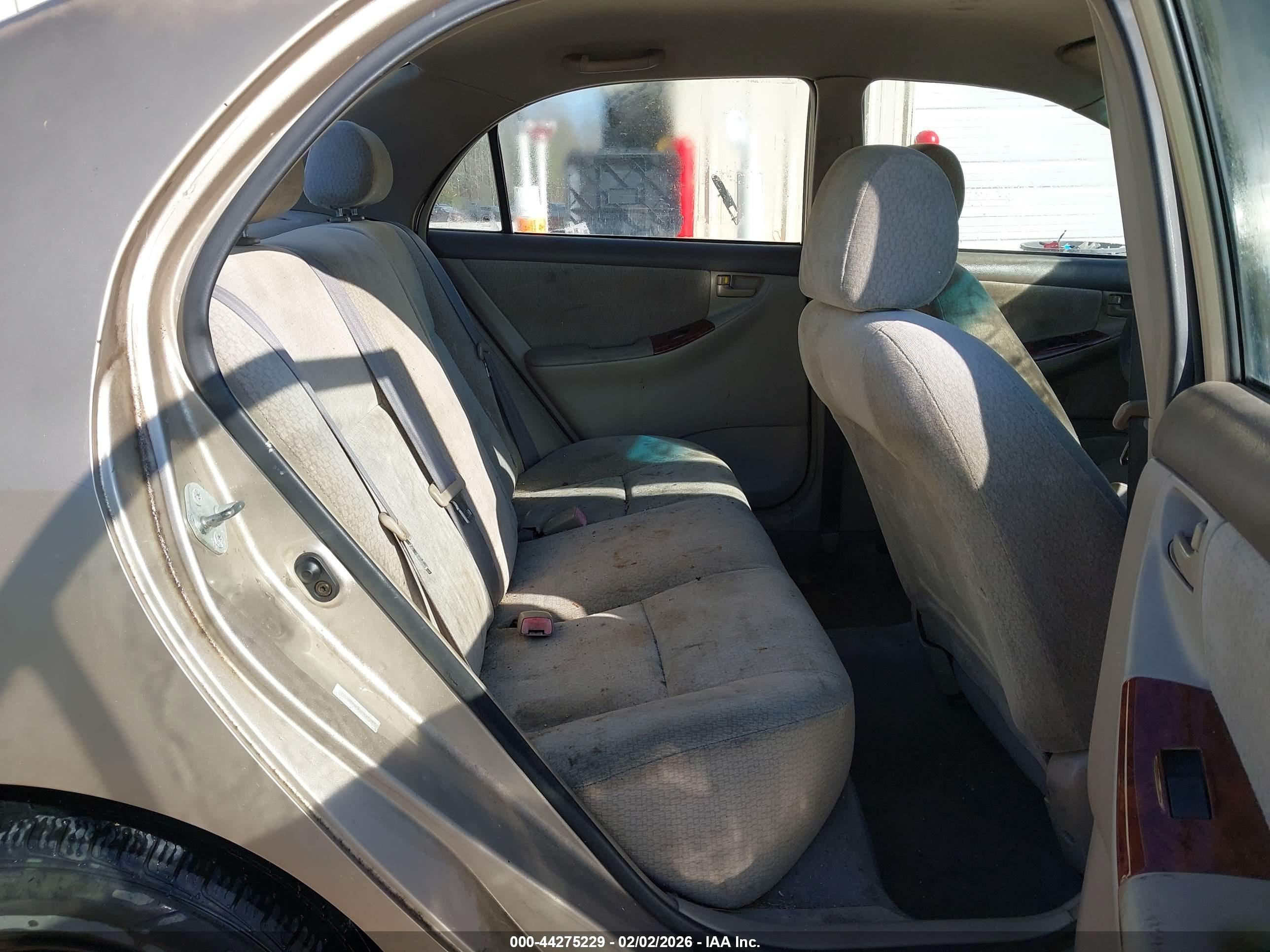 TOYOTA COROLLA image 8