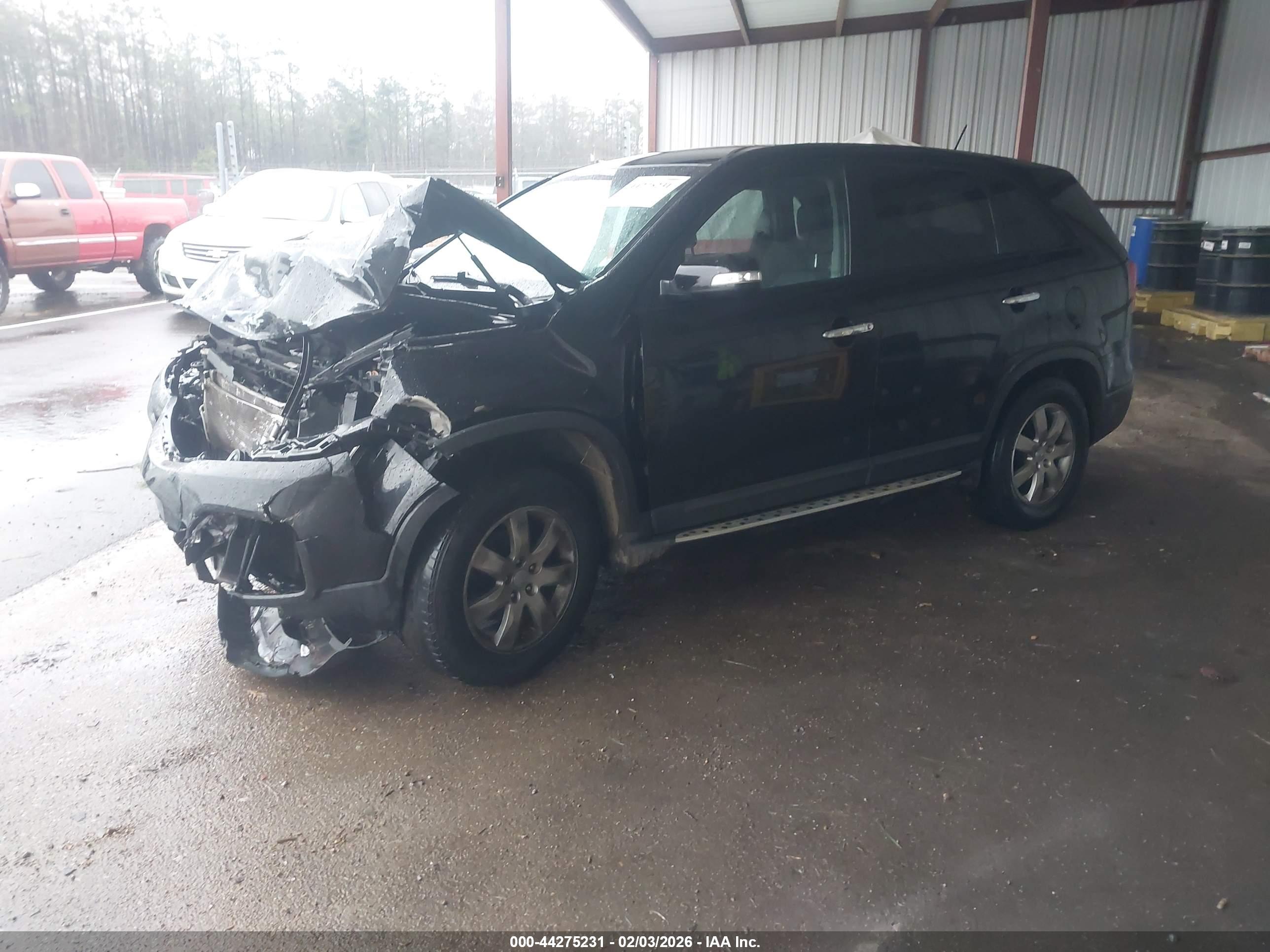KIA SORENTO image 2