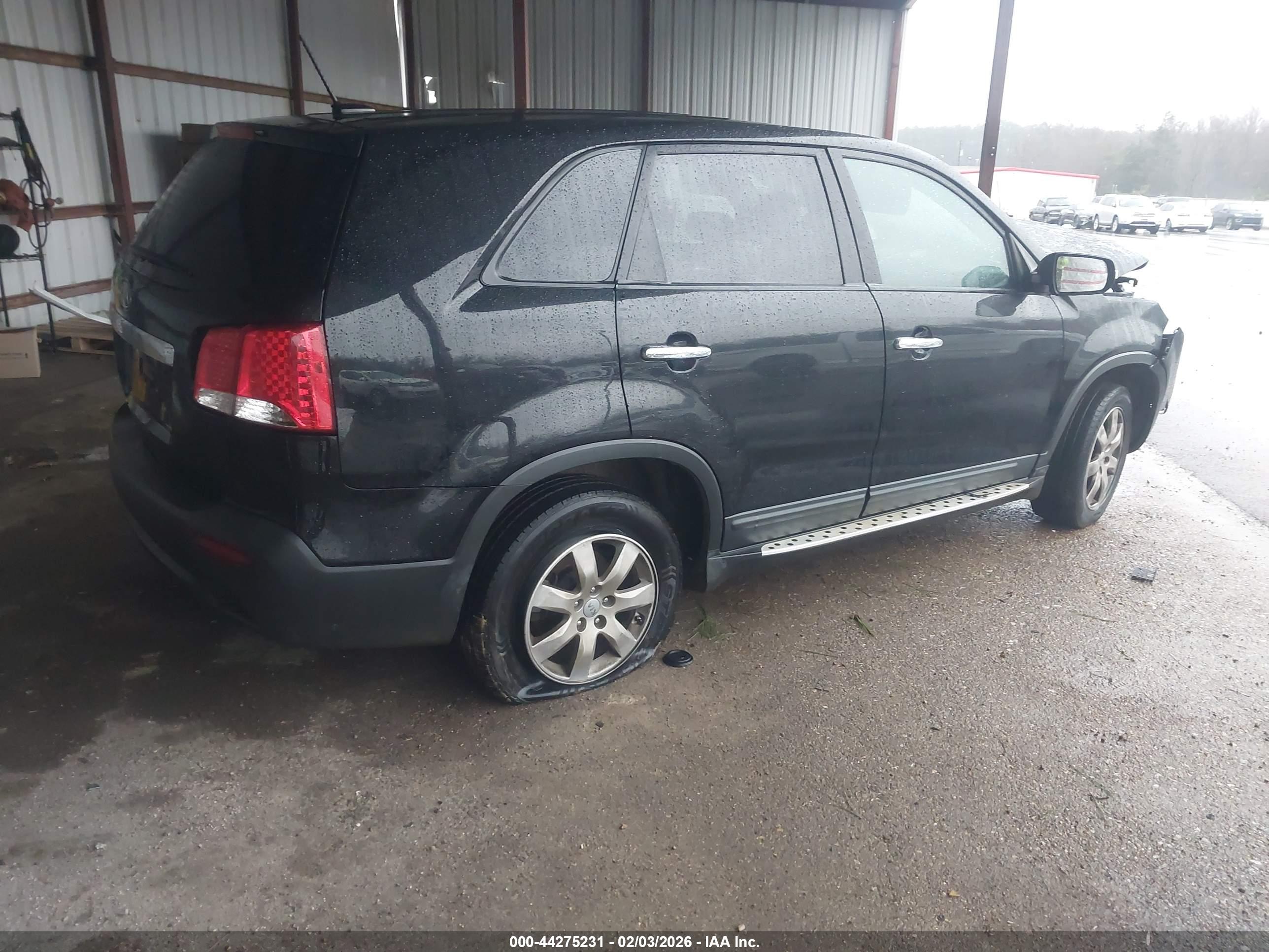 KIA SORENTO image 4