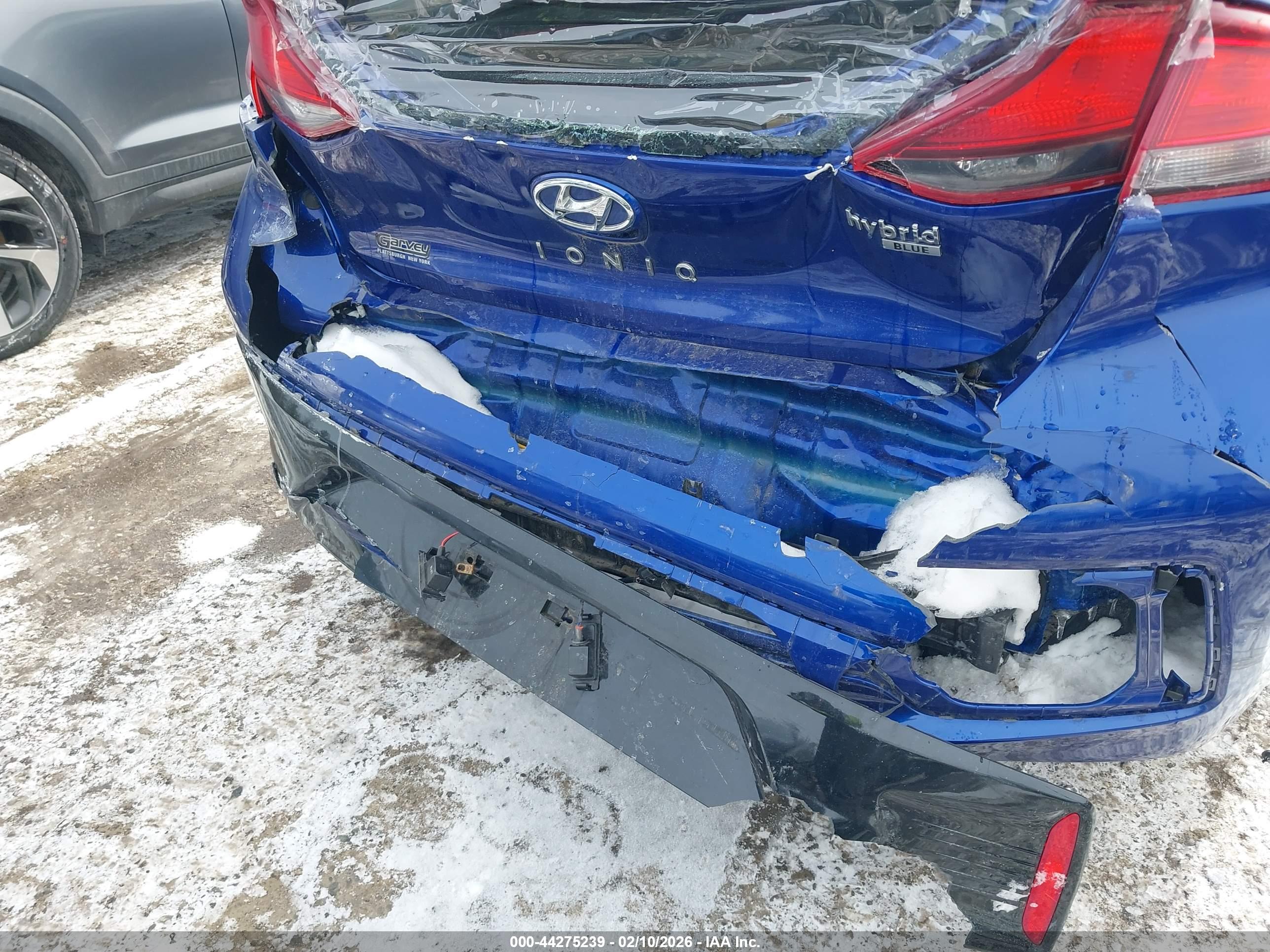 HYUNDAI IONIQ image 6