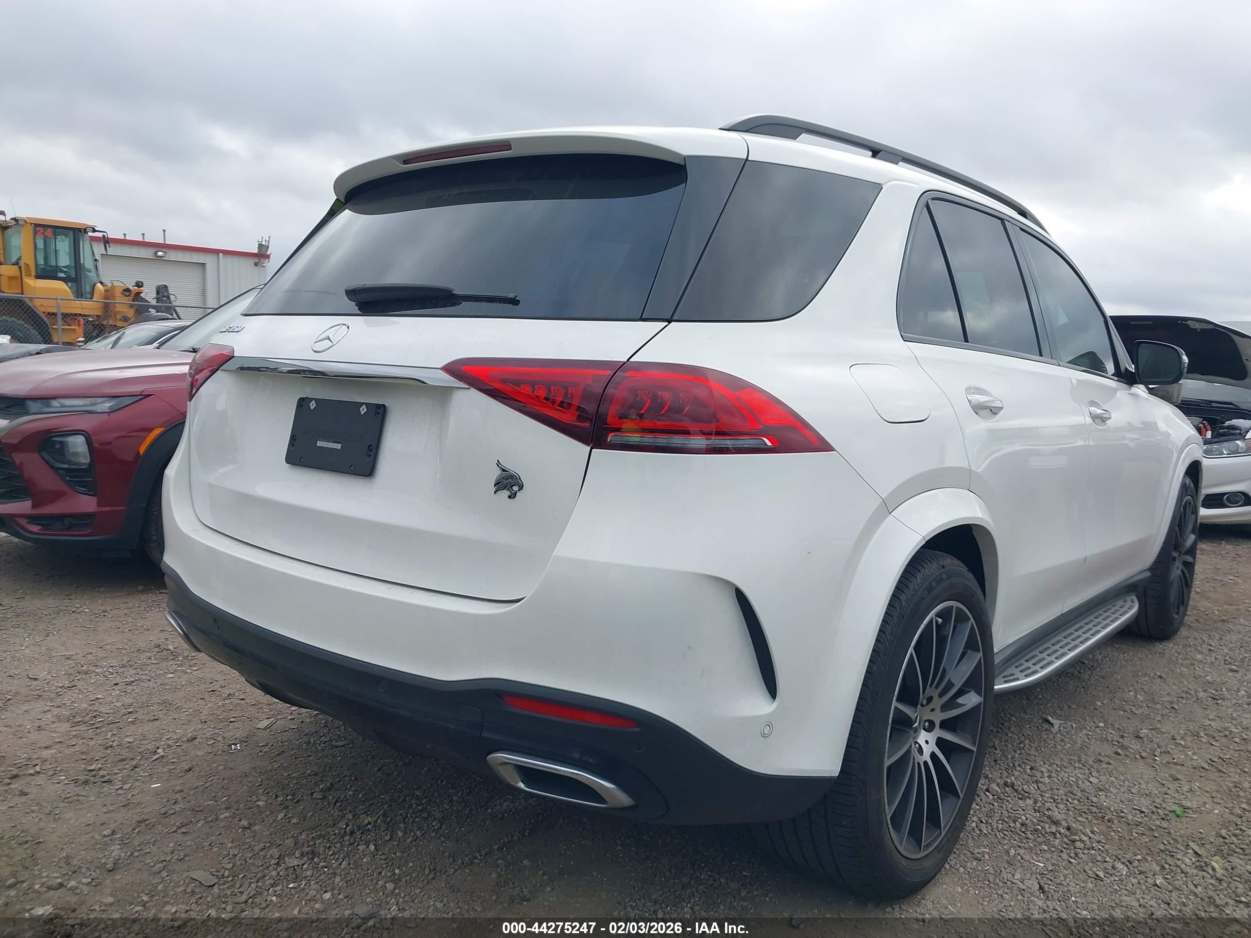MERCEDES-BENZ GLE image 4