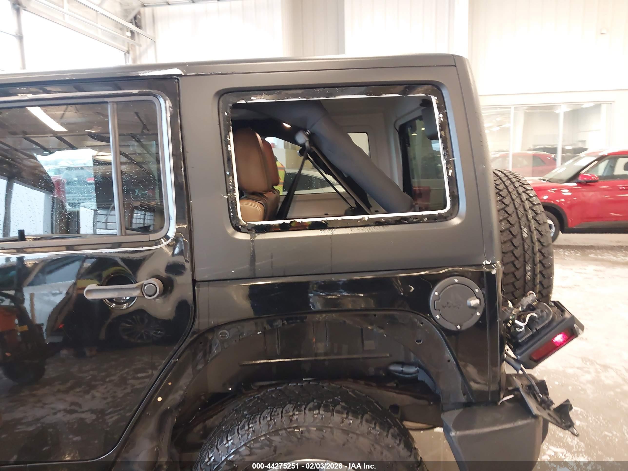 JEEP WRANGLER image 6