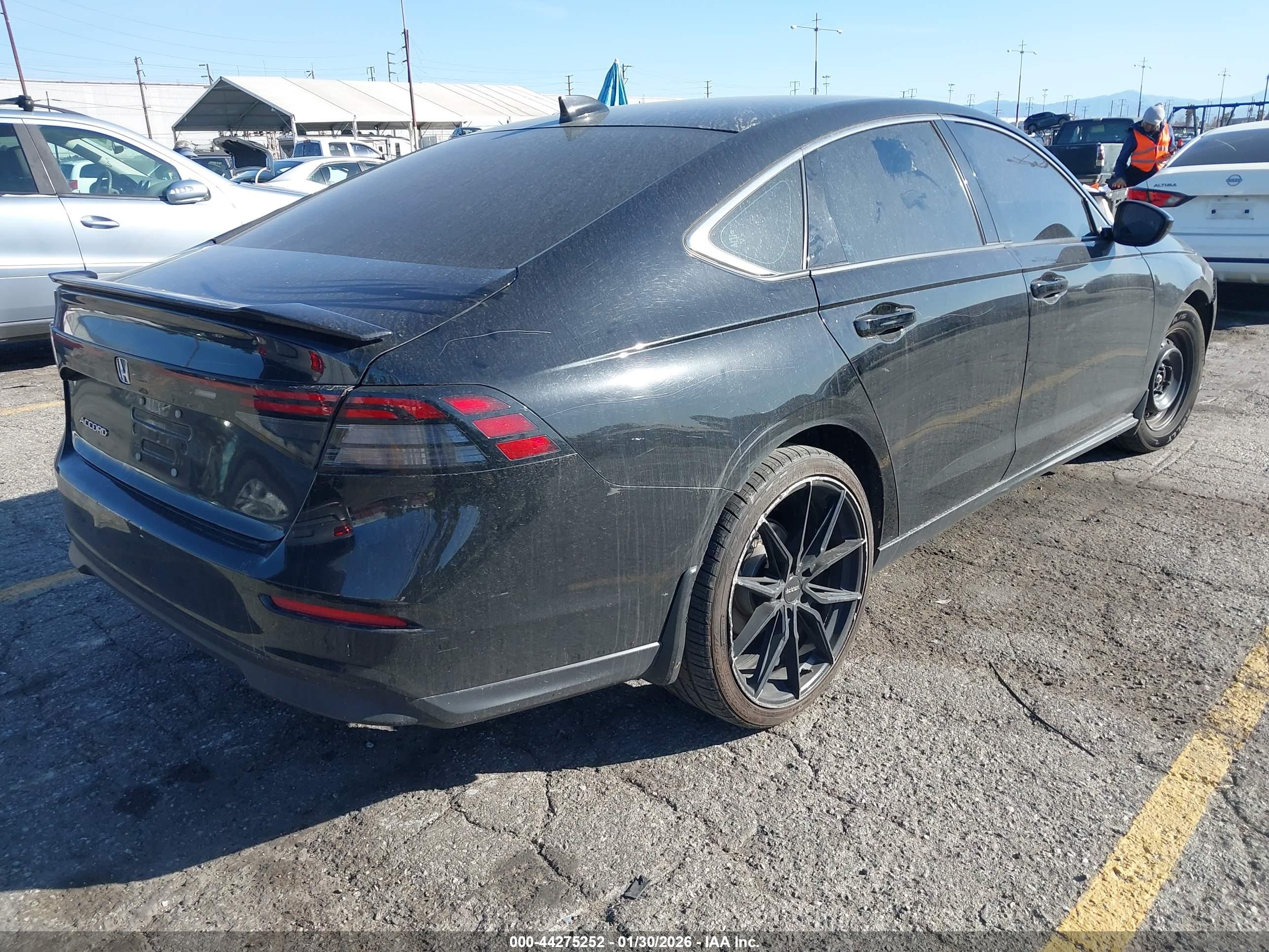 HONDA ACCORD image 4