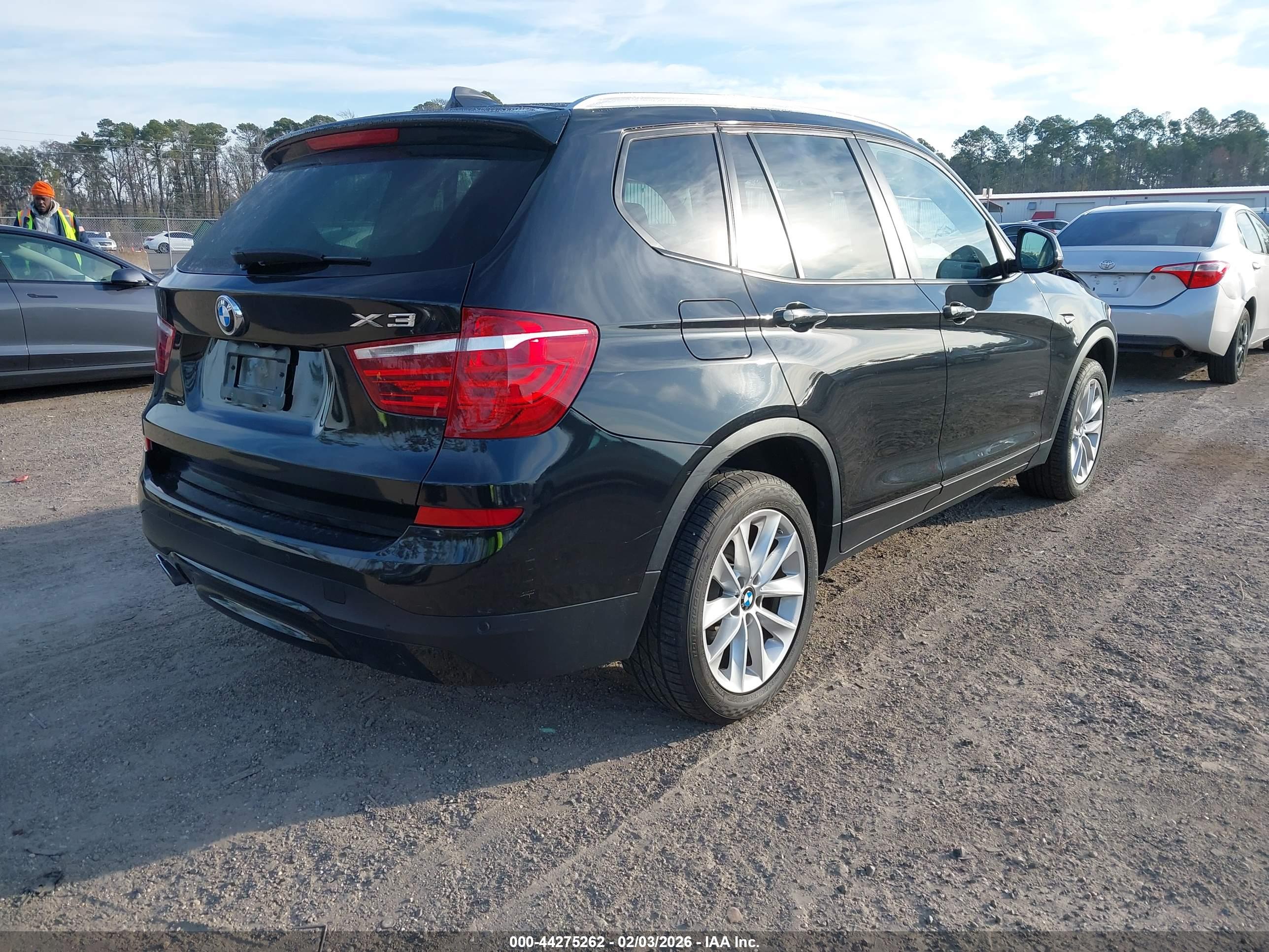 BMW X3 image 4
