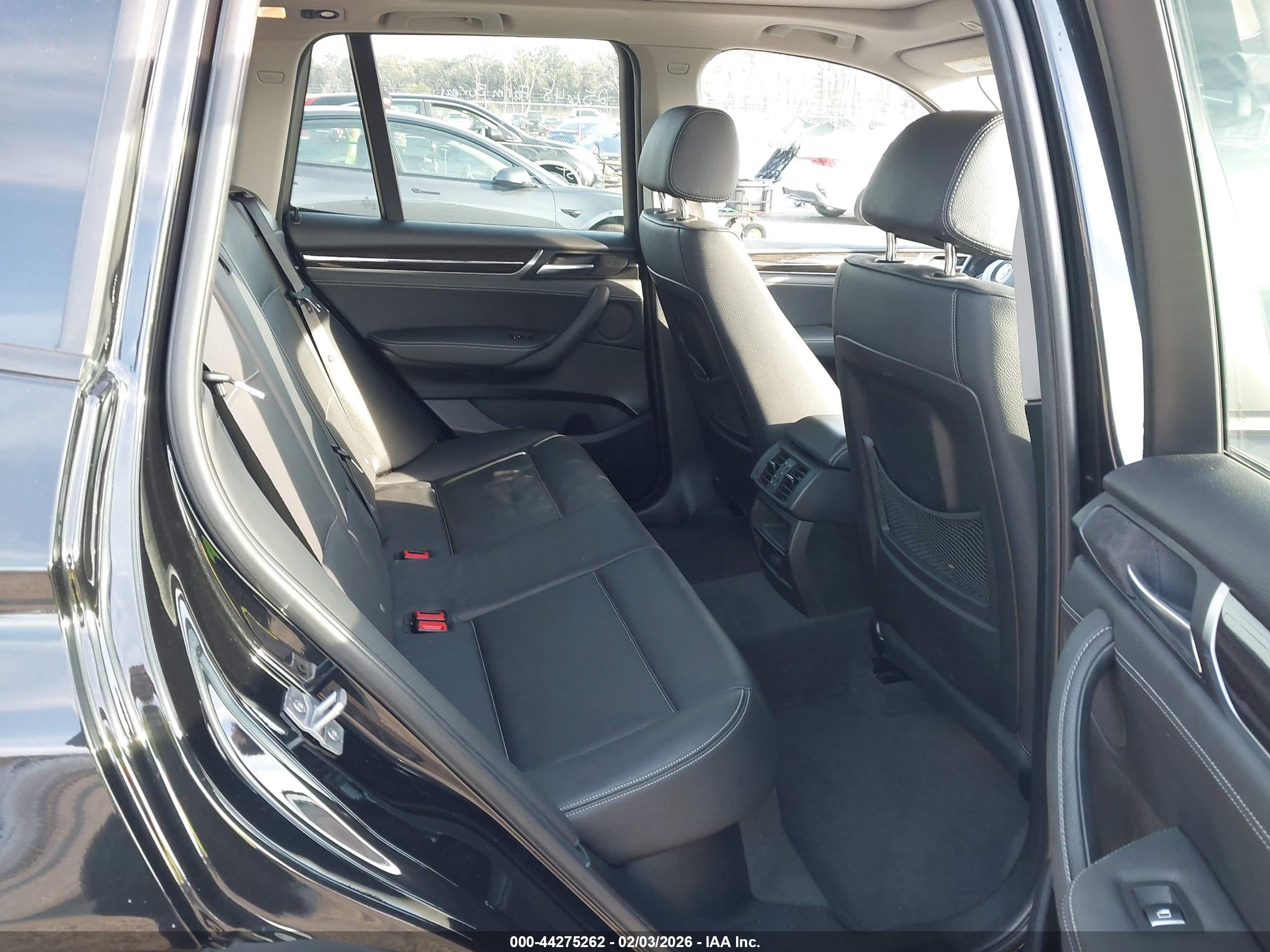 BMW X3 image 8